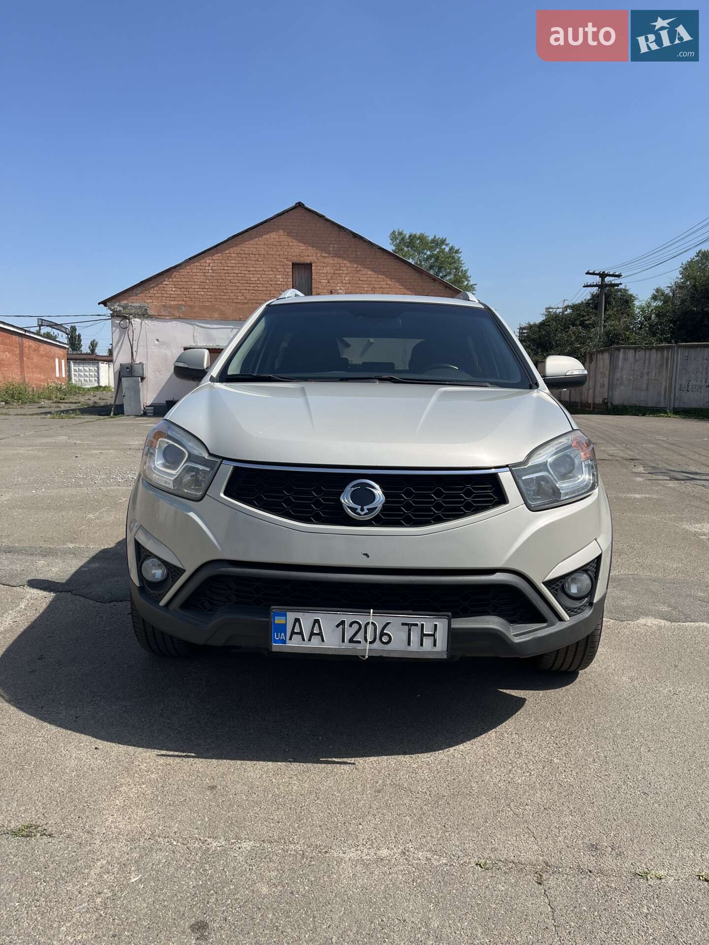 Головне фото звіту автомобіля SSANG YONG KORANDO 2014