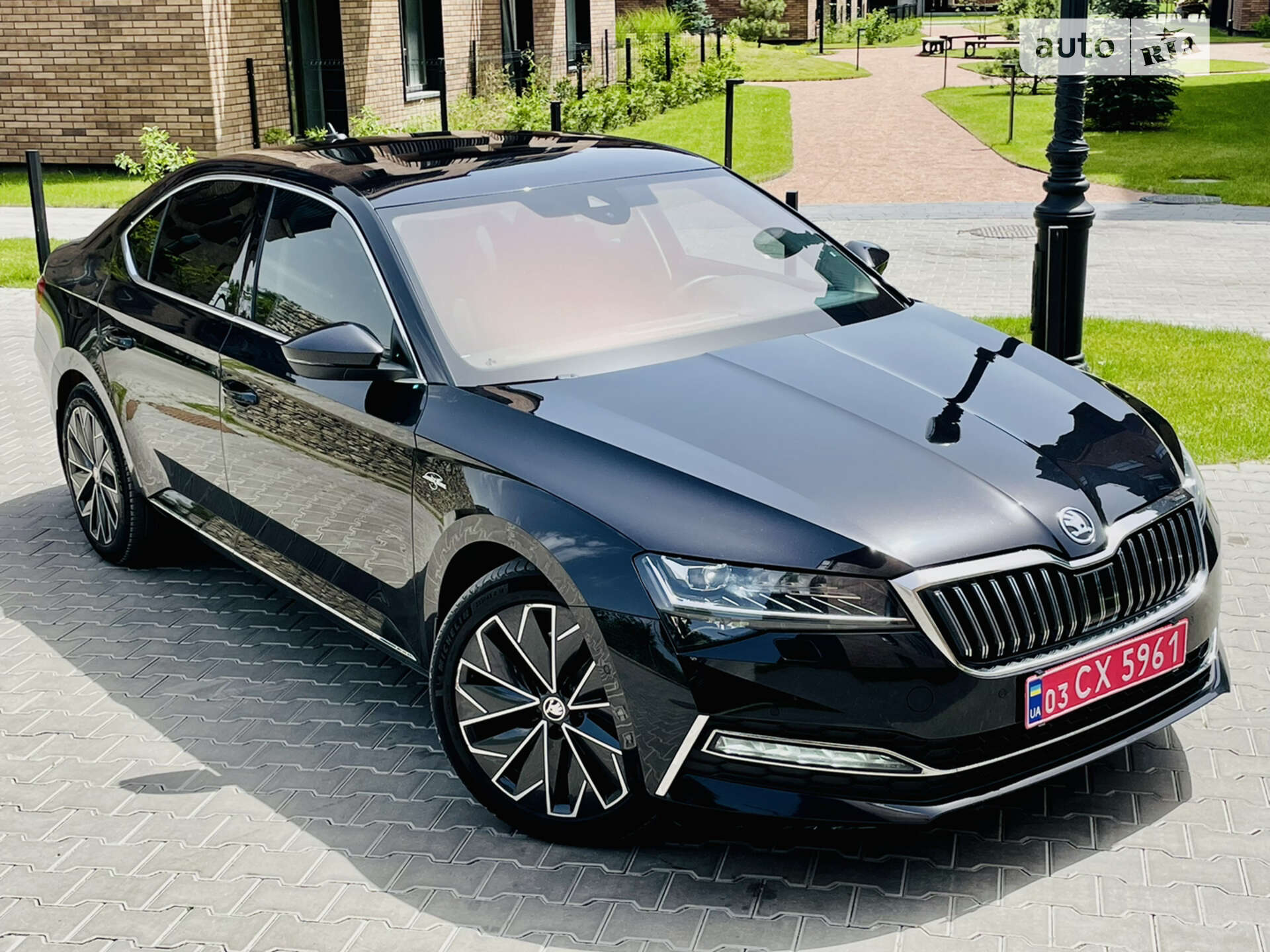 SKODA SUPERB 2020
