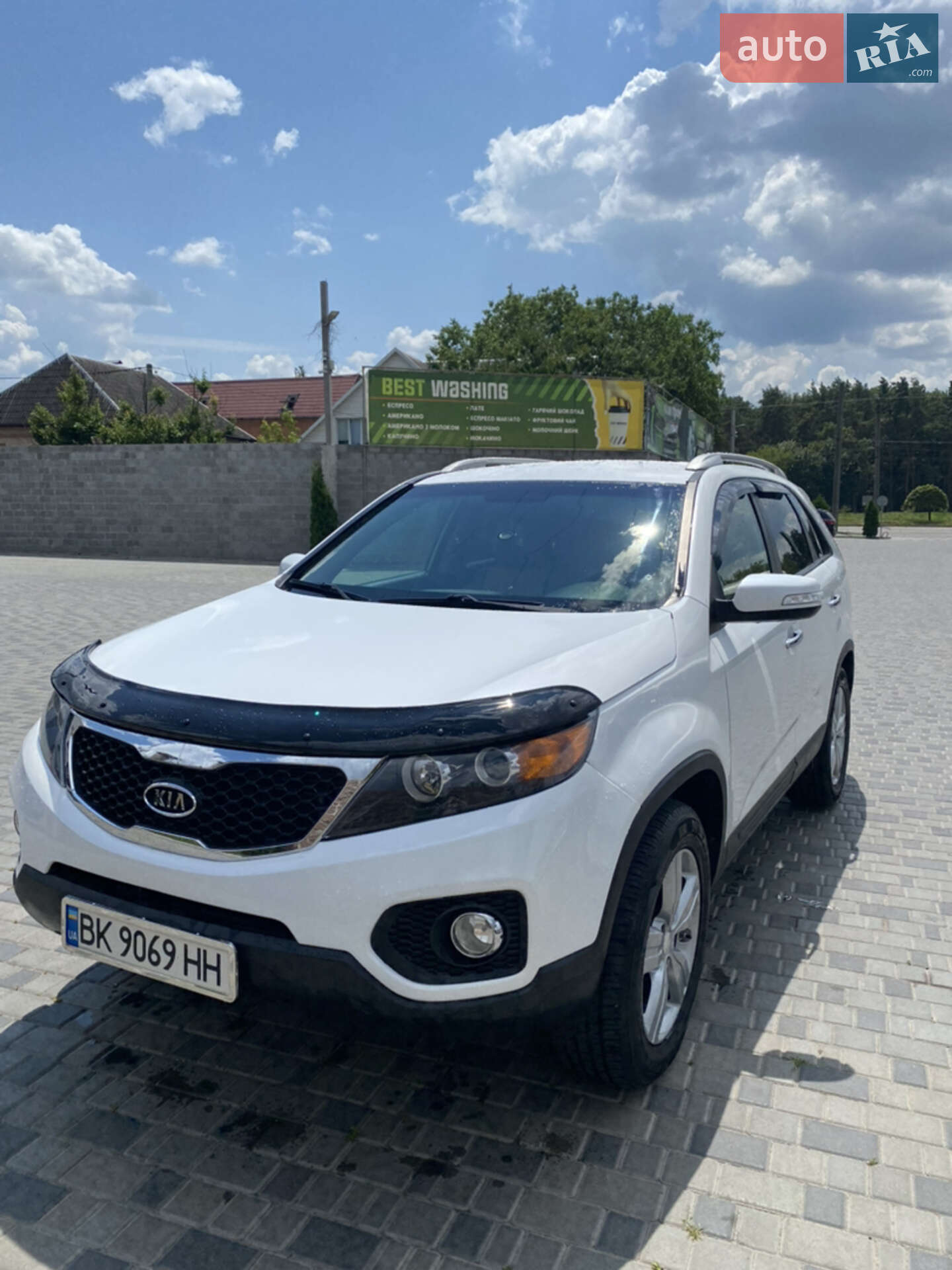 Головне фото звіту автомобіля KIA SORENTO 2012