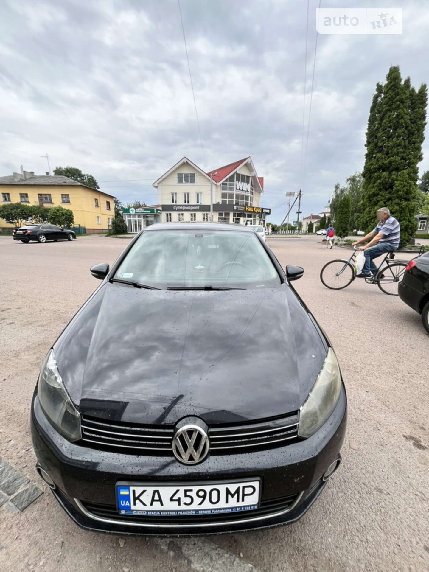 VOLKSWAGEN GOLF 2010