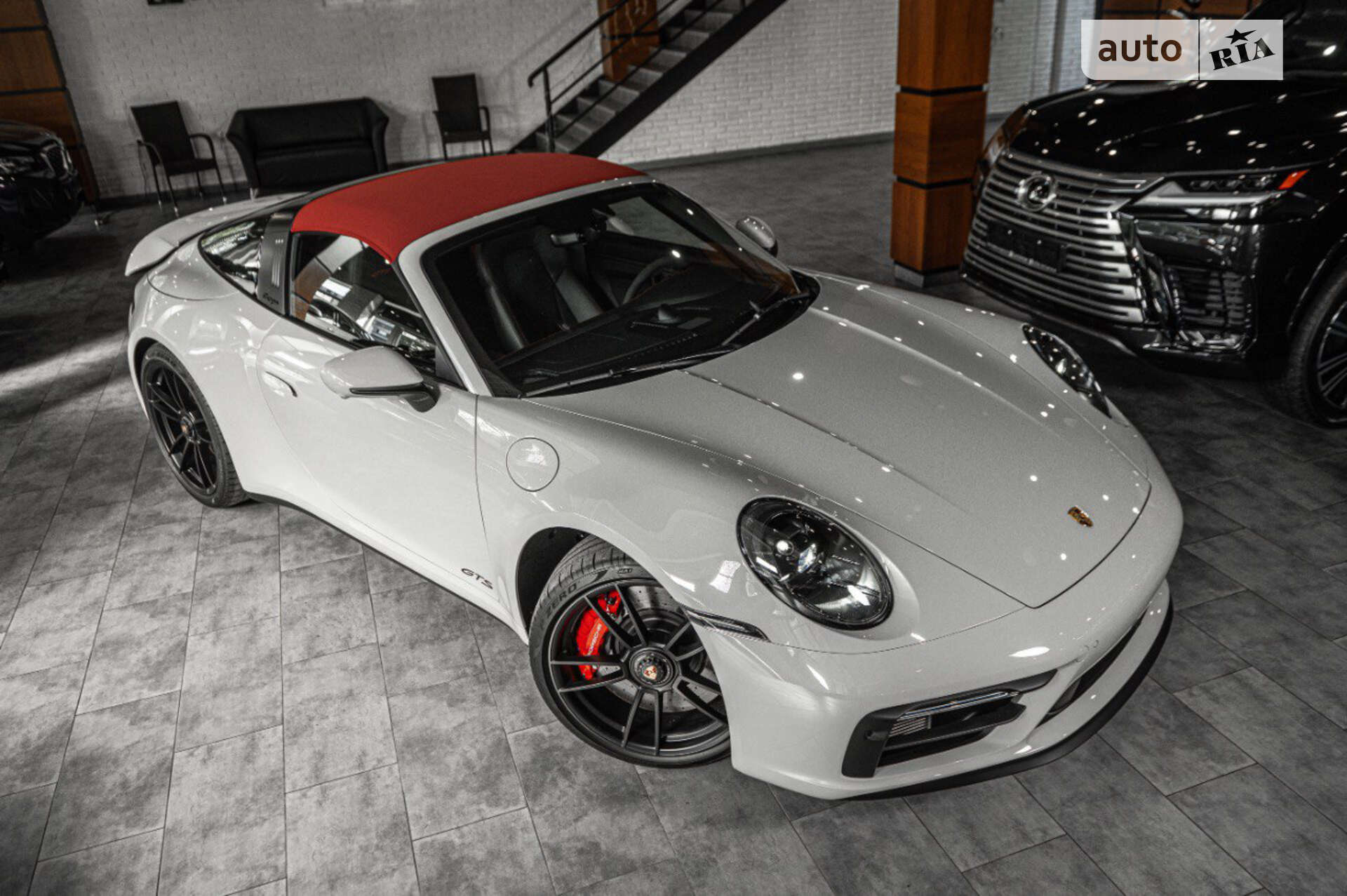 PORSCHE 911 2024