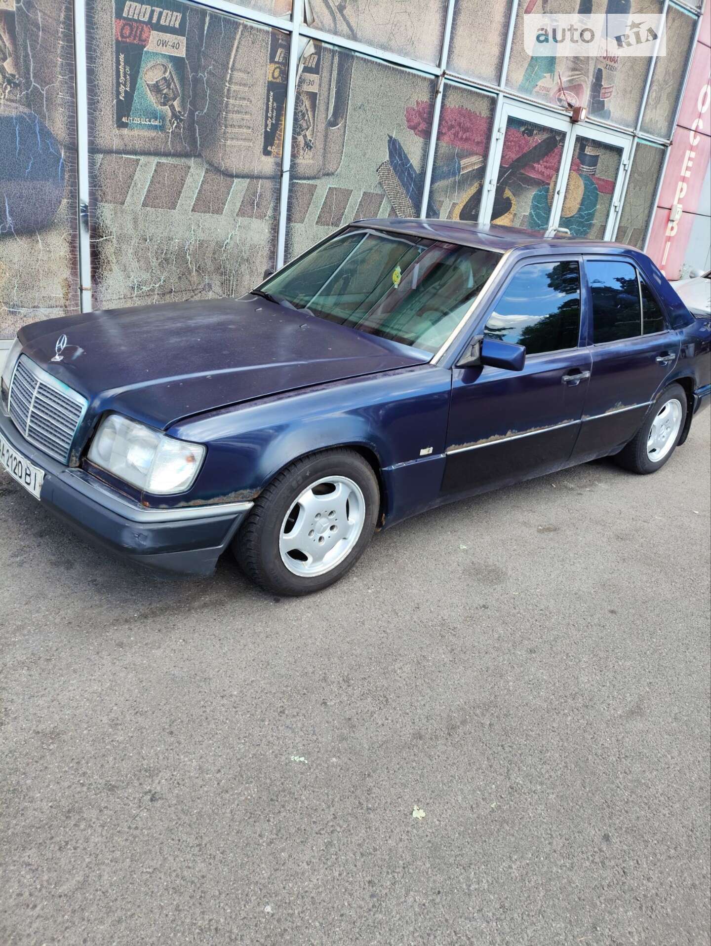 MERCEDES-BENZ E 200 1995
