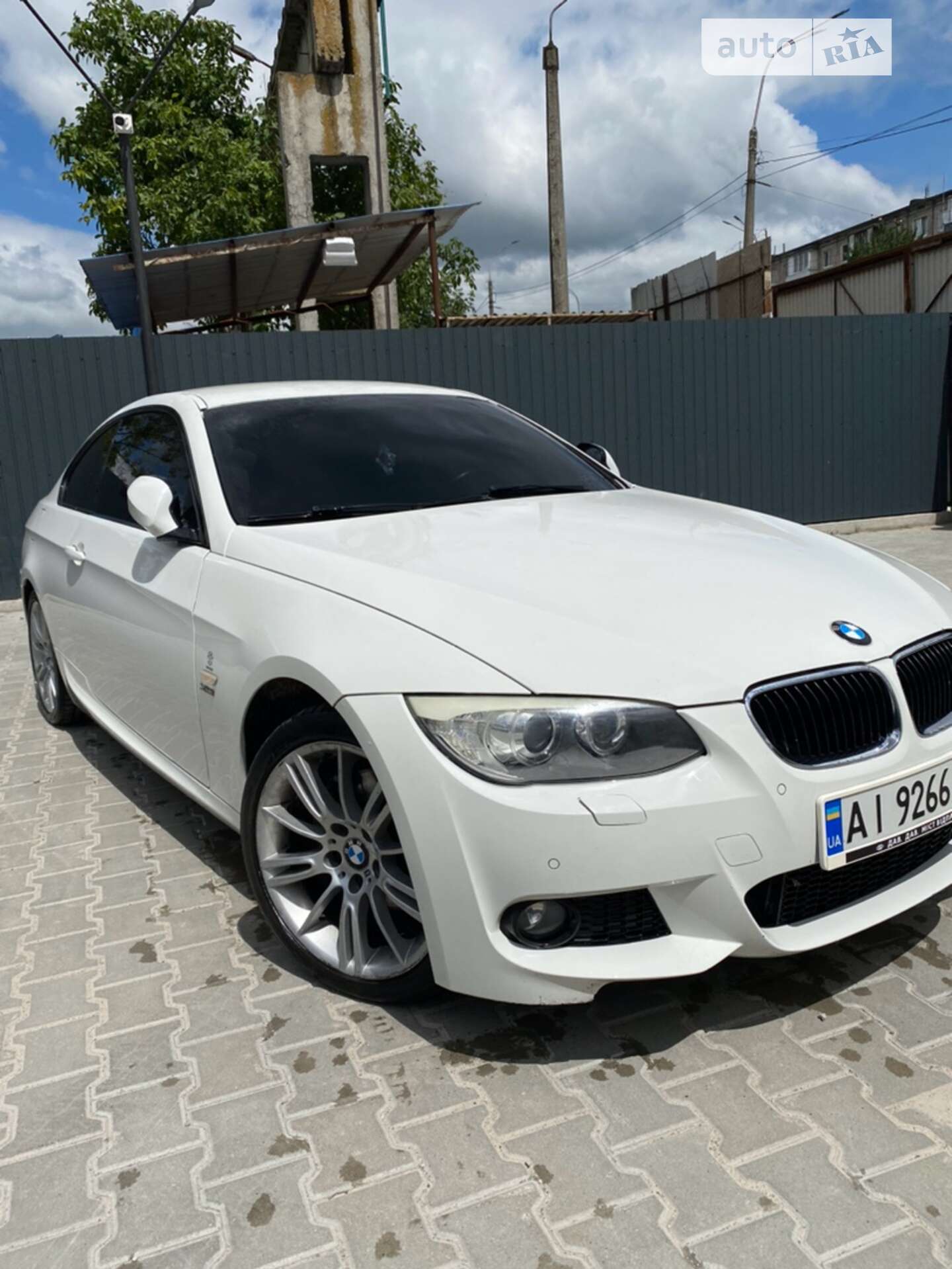 BMW 320D XDRIVE 2010