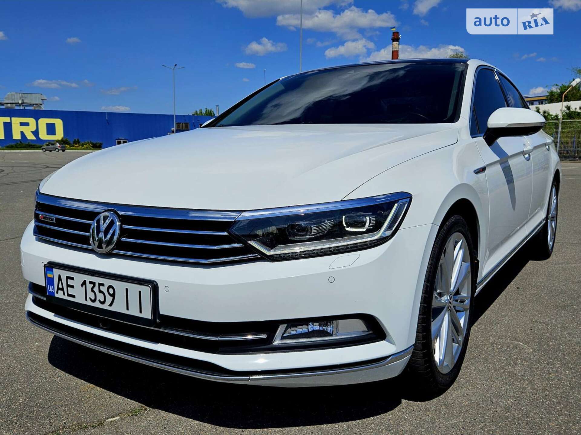 VOLKSWAGEN PASSAT 2017