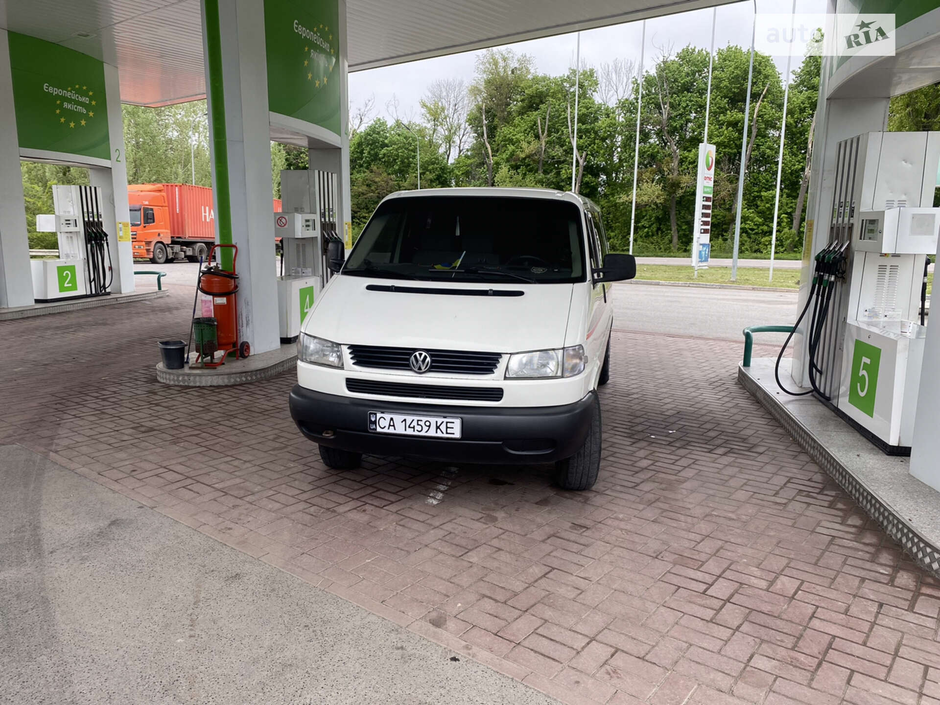 VOLKSWAGEN TRANSPORTER 2003