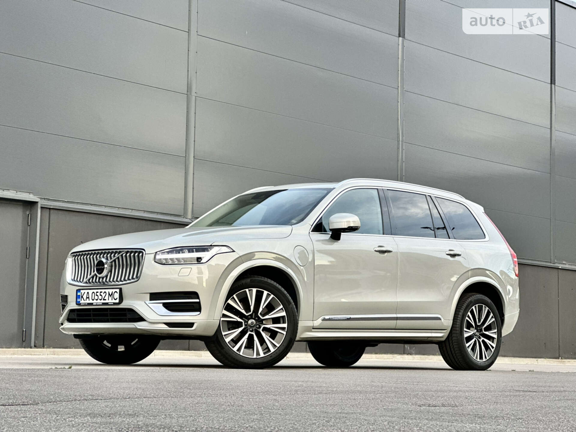 VOLVO XC90 2021