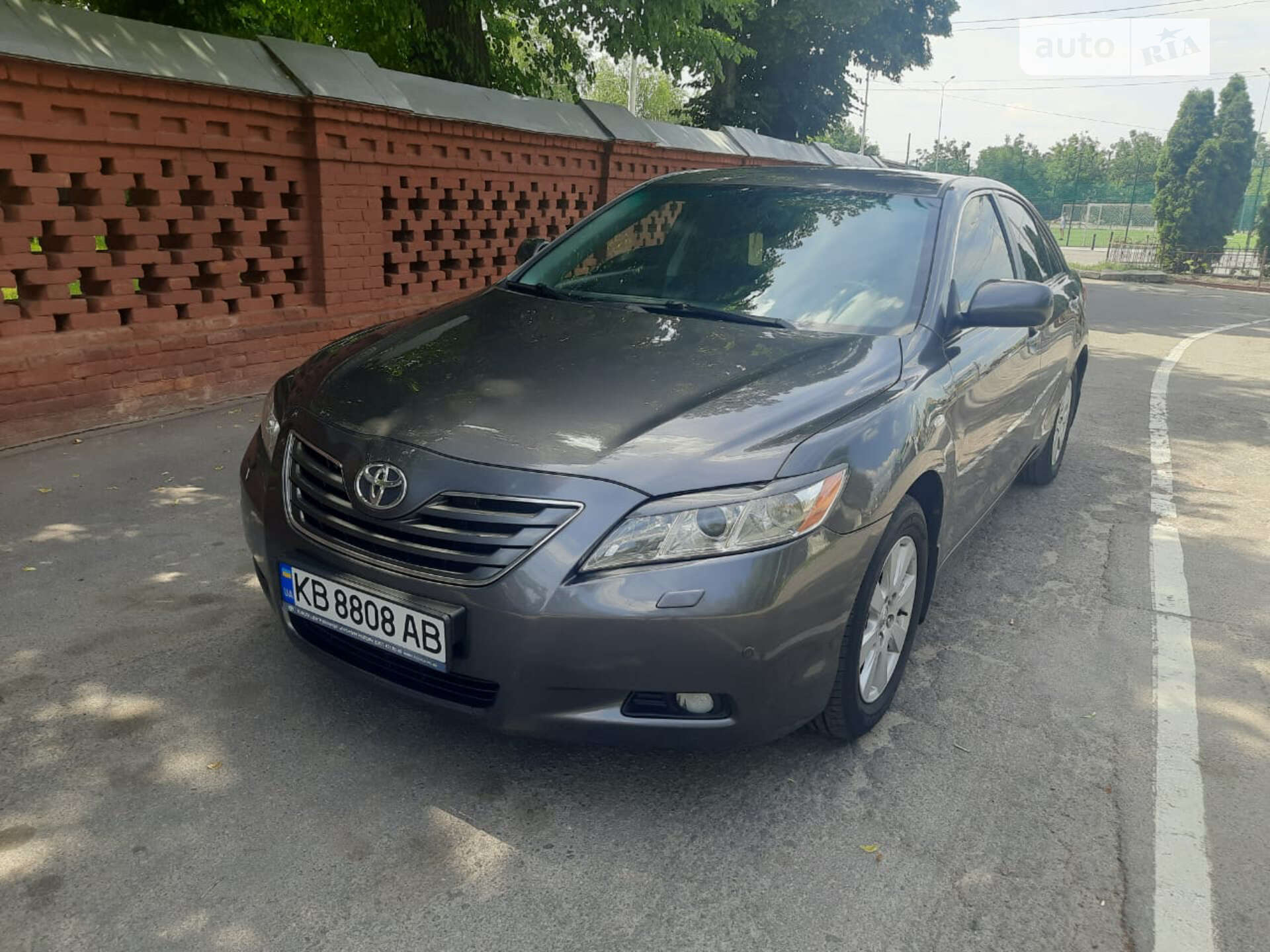 TOYOTA CAMRY