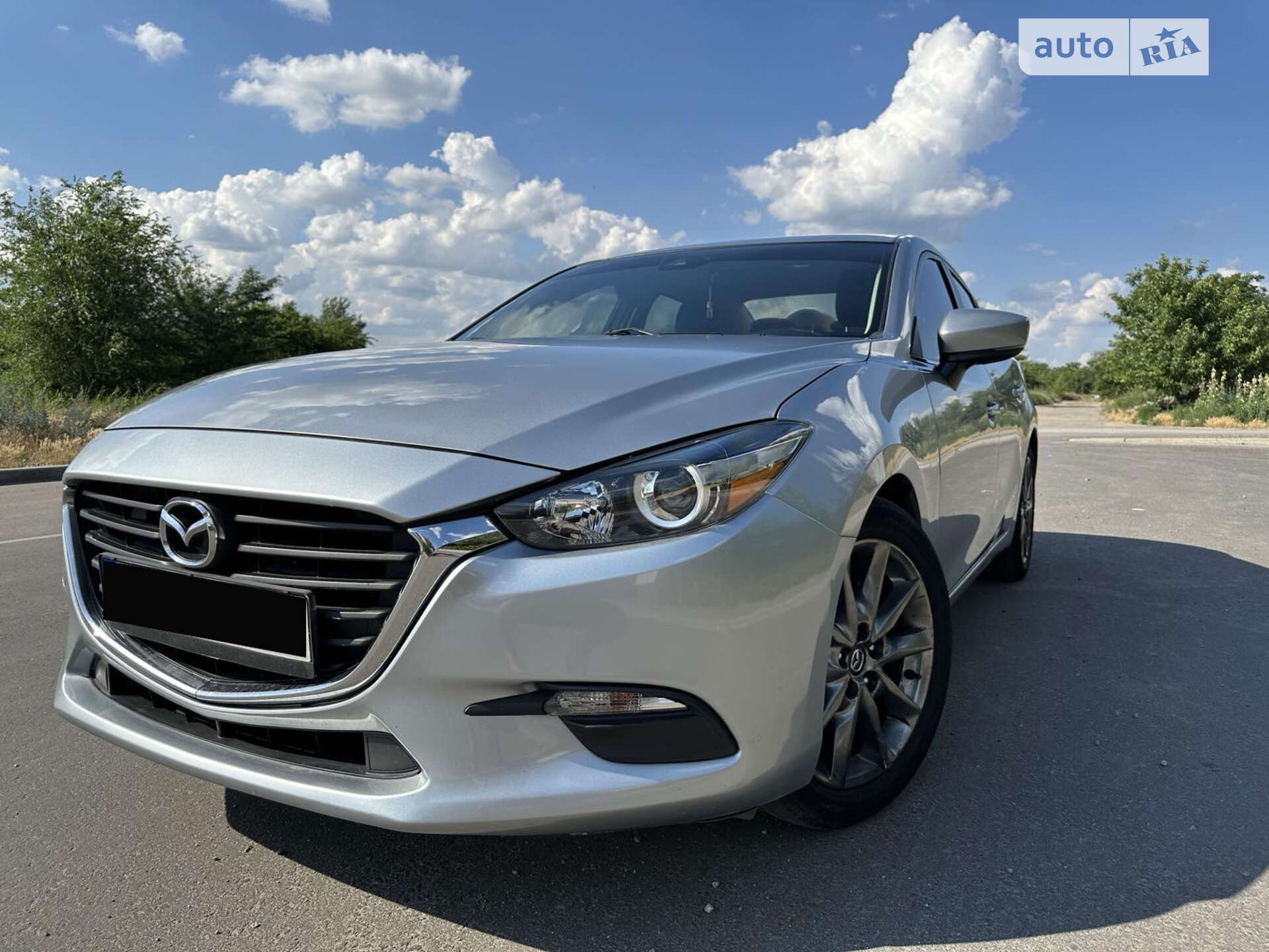 Головне фото звіту автомобіля MAZDA 3 2018