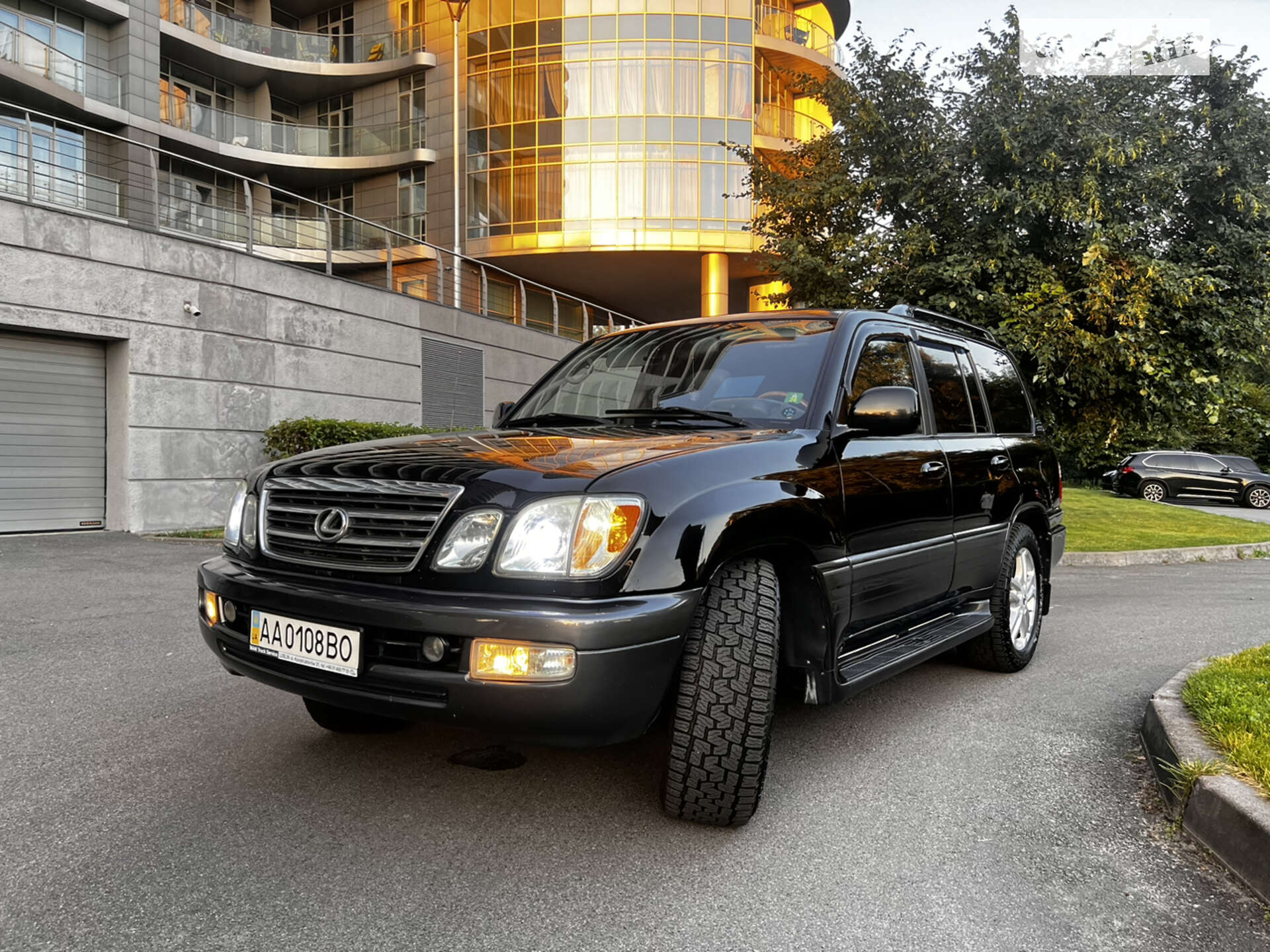 LEXUS LX 470 2004