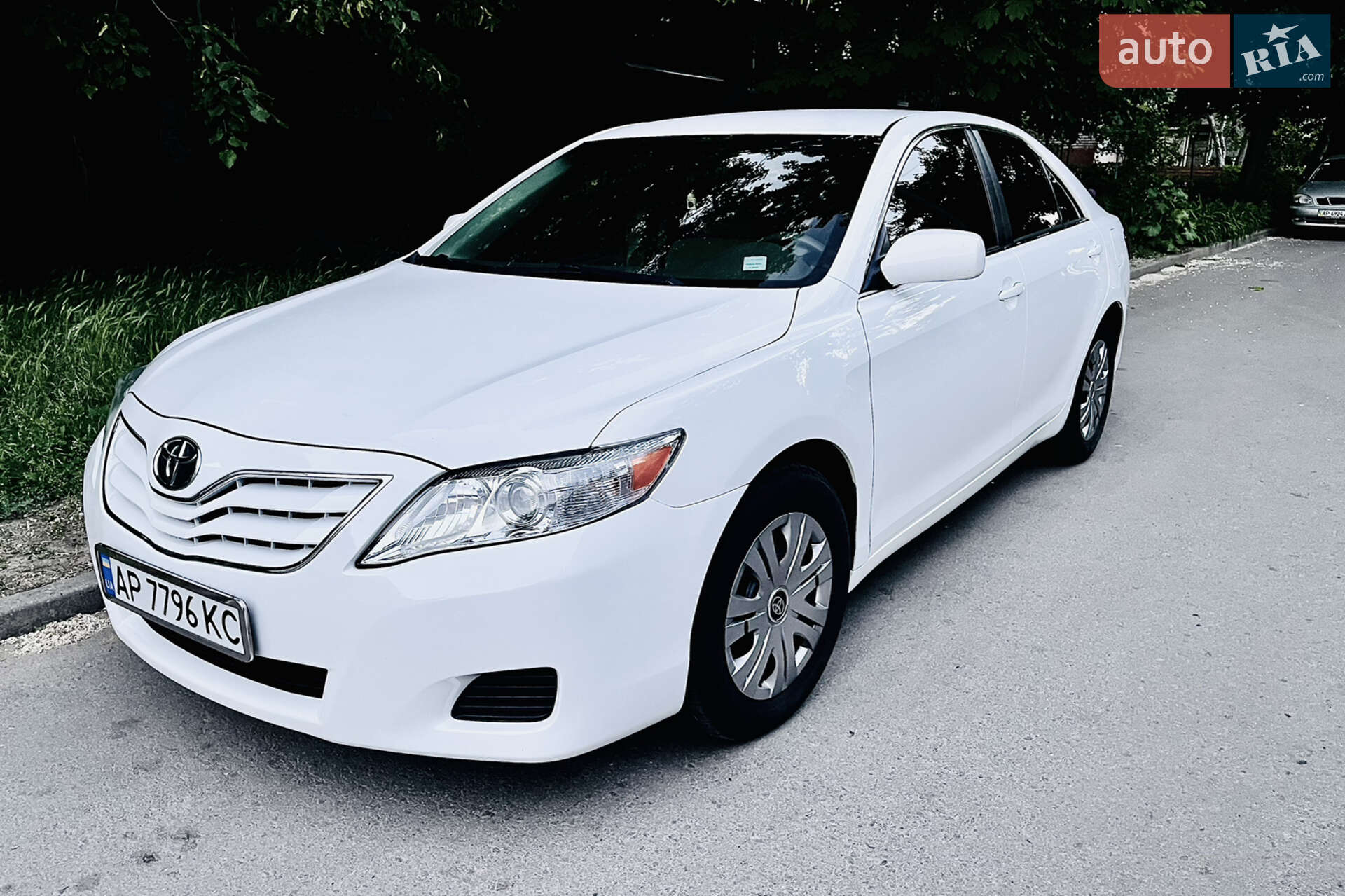 TOYOTA CAMRY 2011