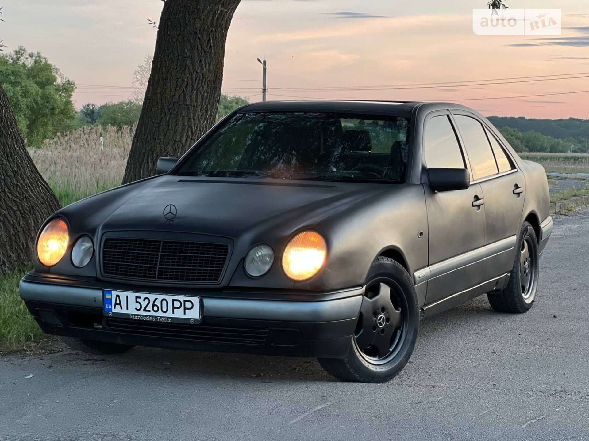 MERCEDES-BENZ 230 Е 1995