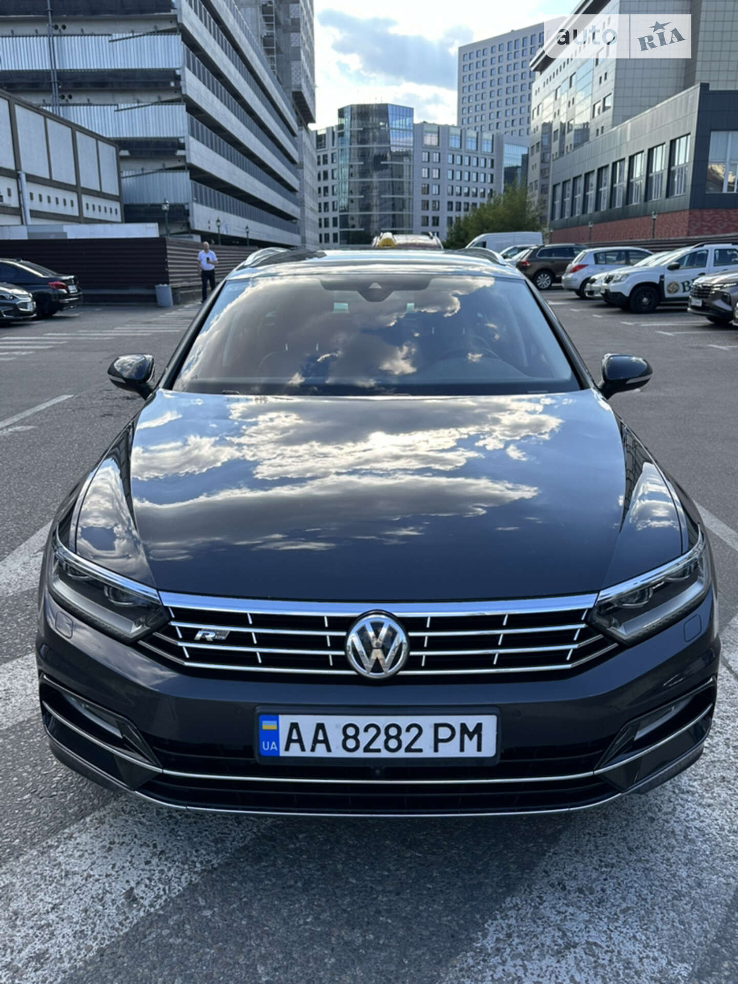 VOLKSWAGEN PASSAT VARIANT 2018
