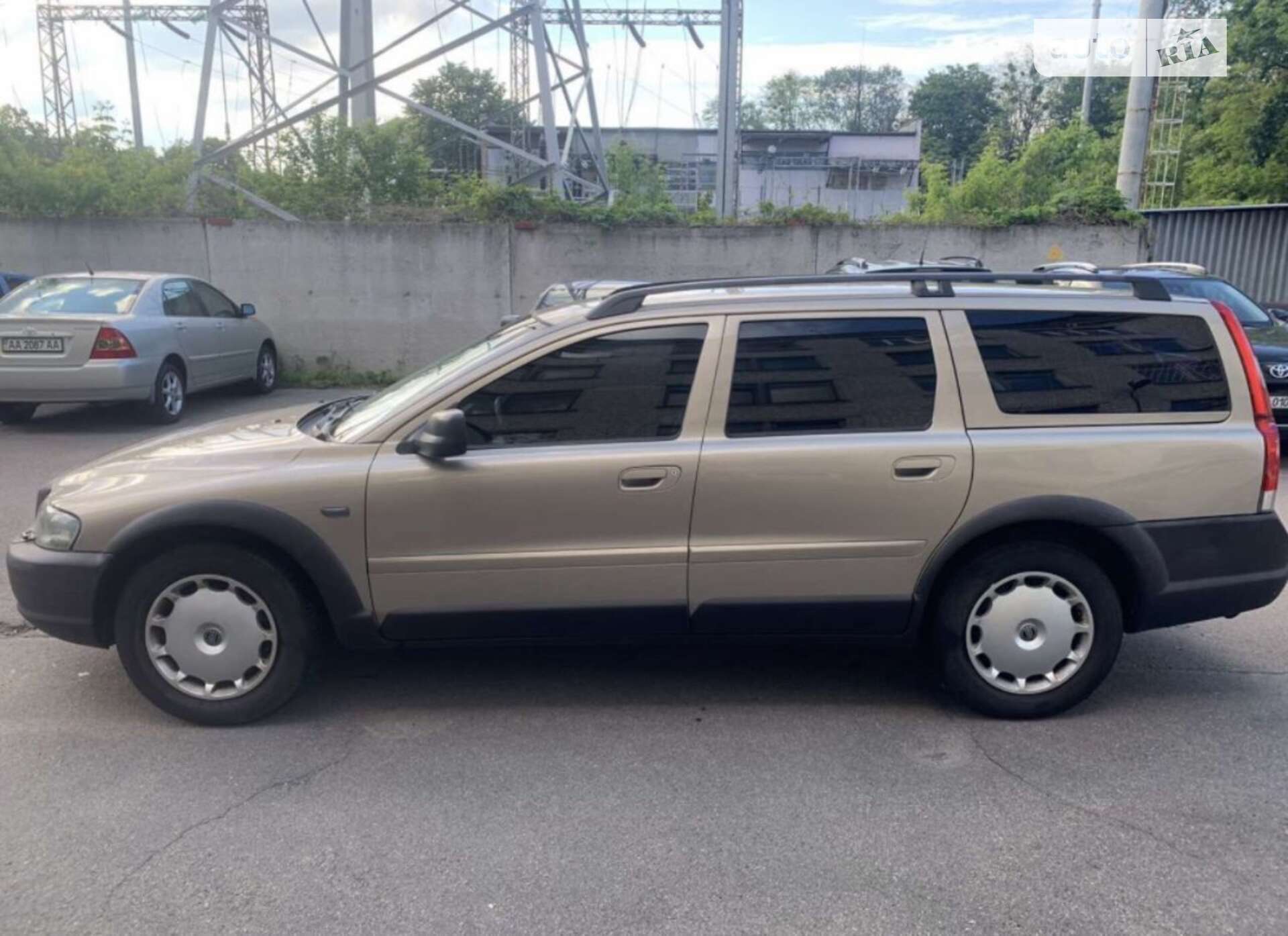 VOLVO XC70 2004
