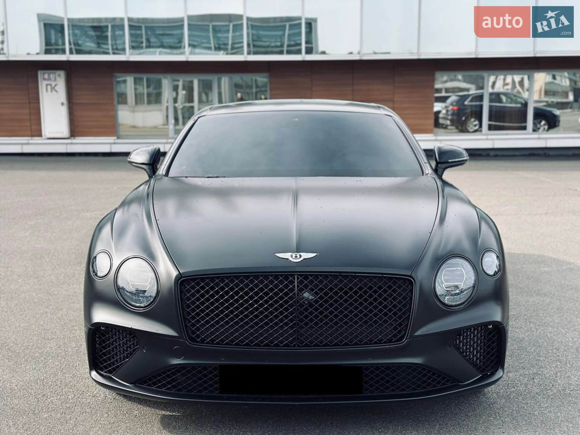 Головне фото звіту автомобіля BENTLEY CONTINENTAL GT 2020