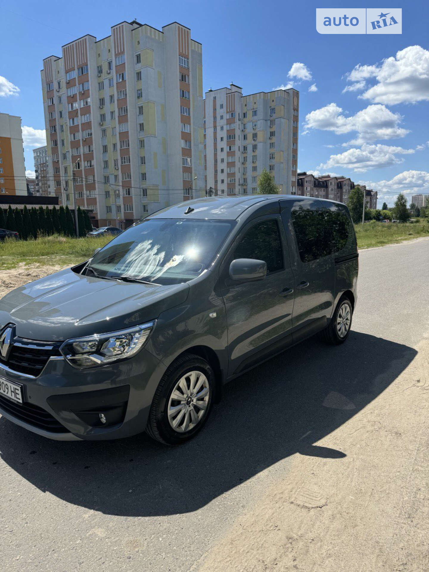 RENAULT EXPRESS 2022
