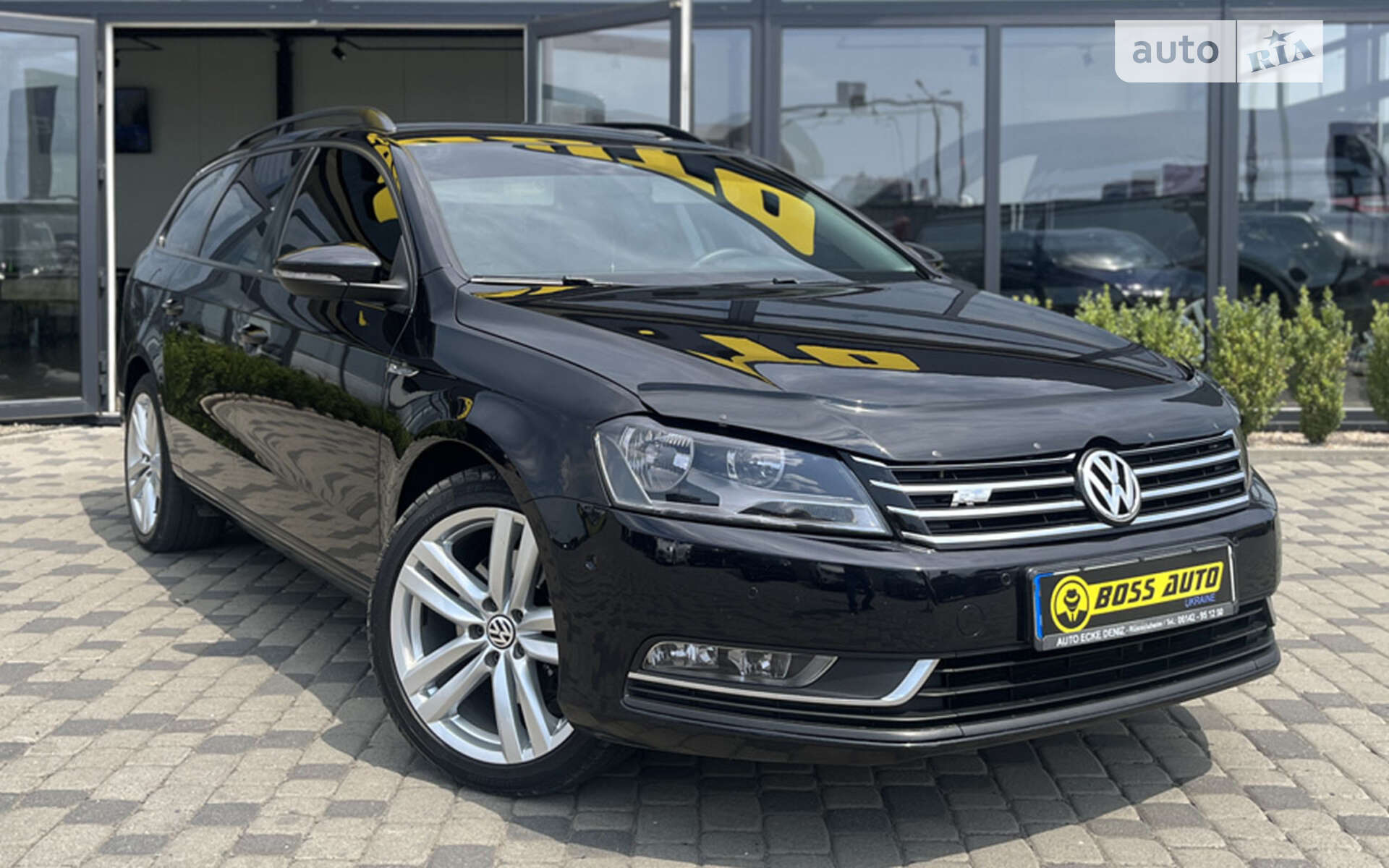 VOLKSWAGEN PASSAT 2011