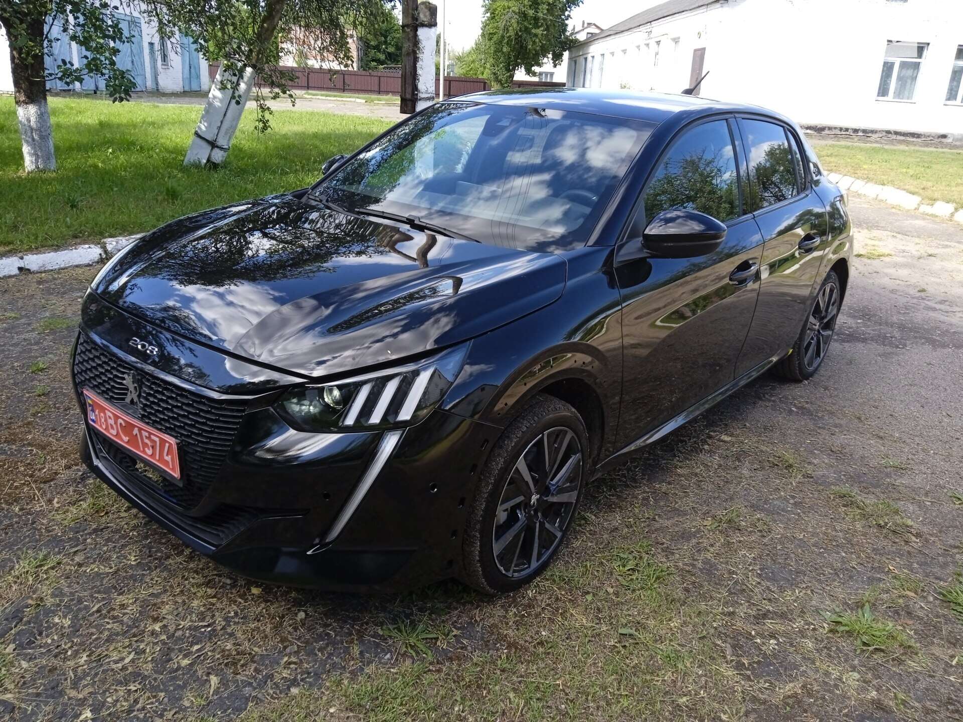 PEUGEOT 208 2023