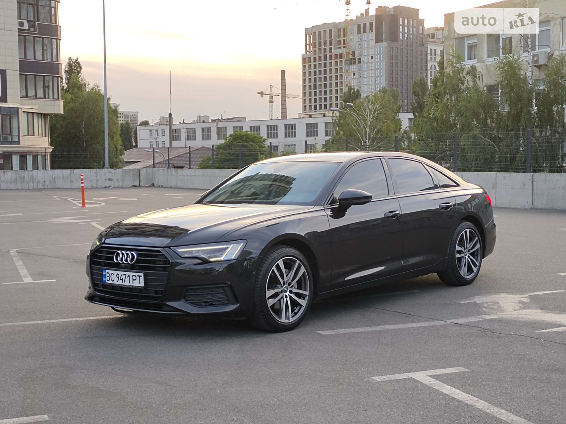 Головне фото звіту автомобіля AUDI A6 2018