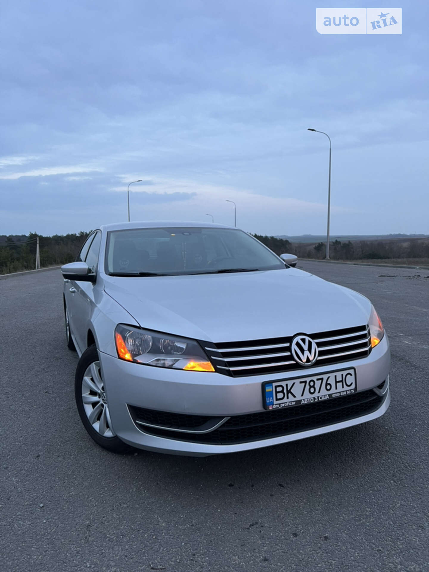 VOLKSWAGEN PASSAT 2014
