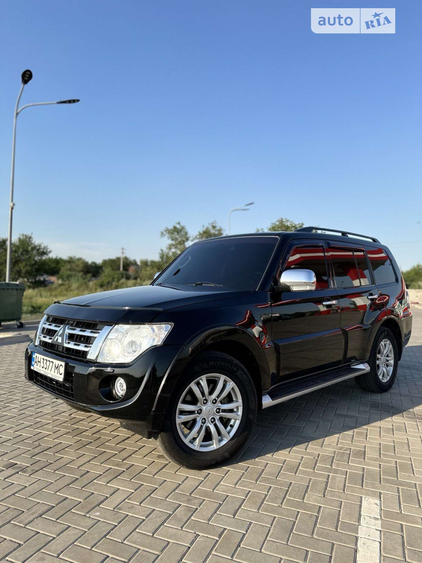 Mitsubishi Pajero Wagon 2012