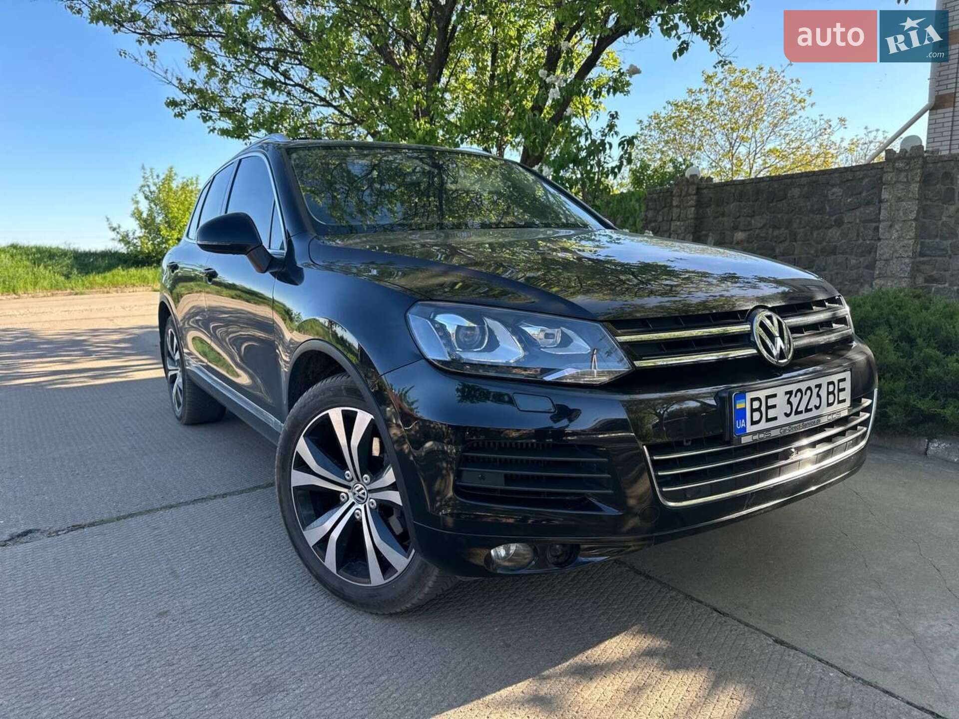 VOLKSWAGEN TOUAREG