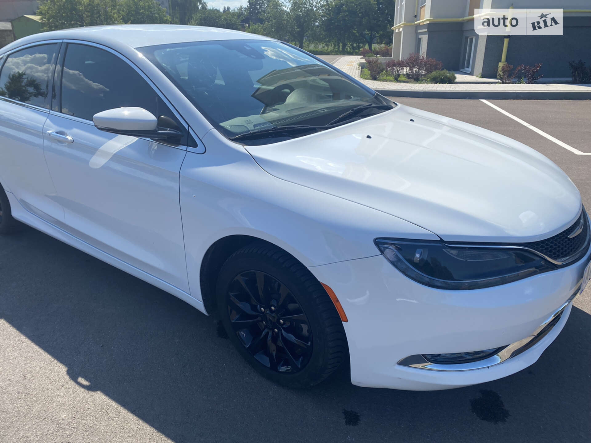 Головне фото звіту автомобіля CHRYSLER 200 2014