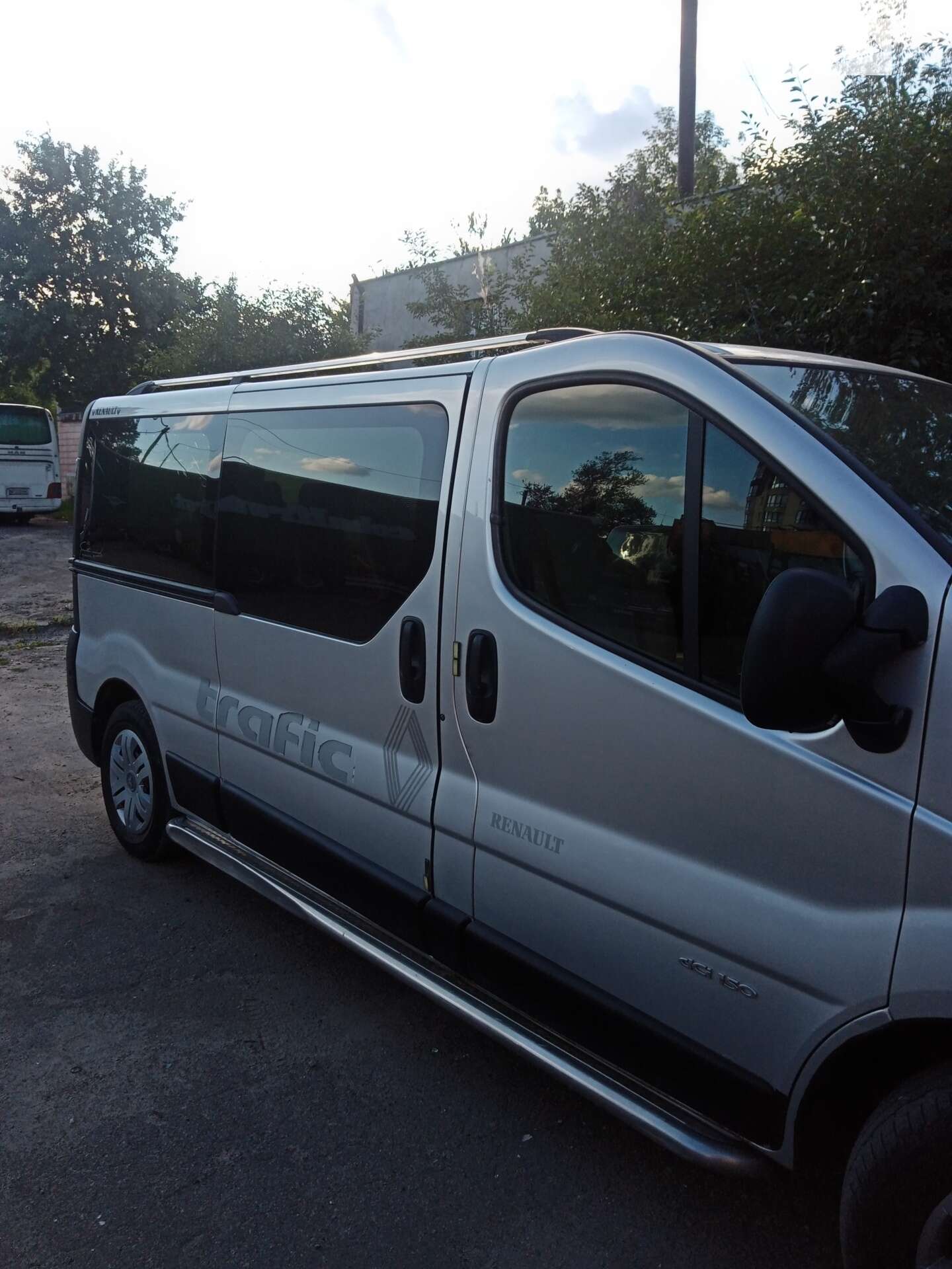 RENAULT TRAFIC 2008