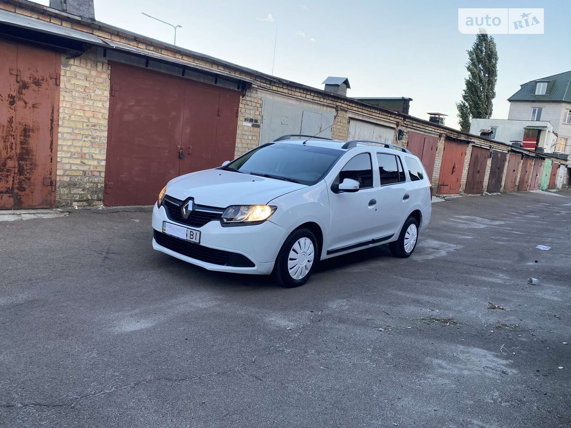 RENAULT LOGAN 2014