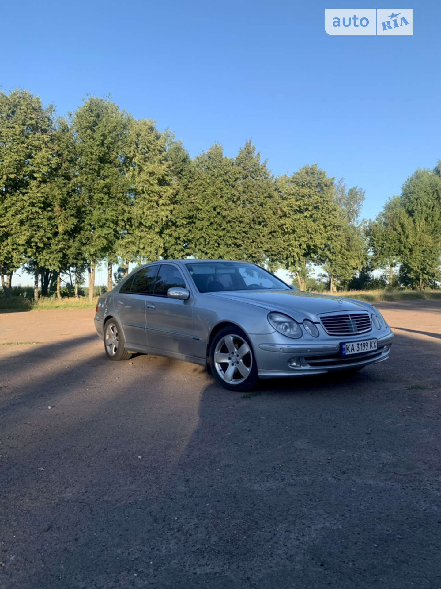 MERCEDES-BENZ E 240 2002