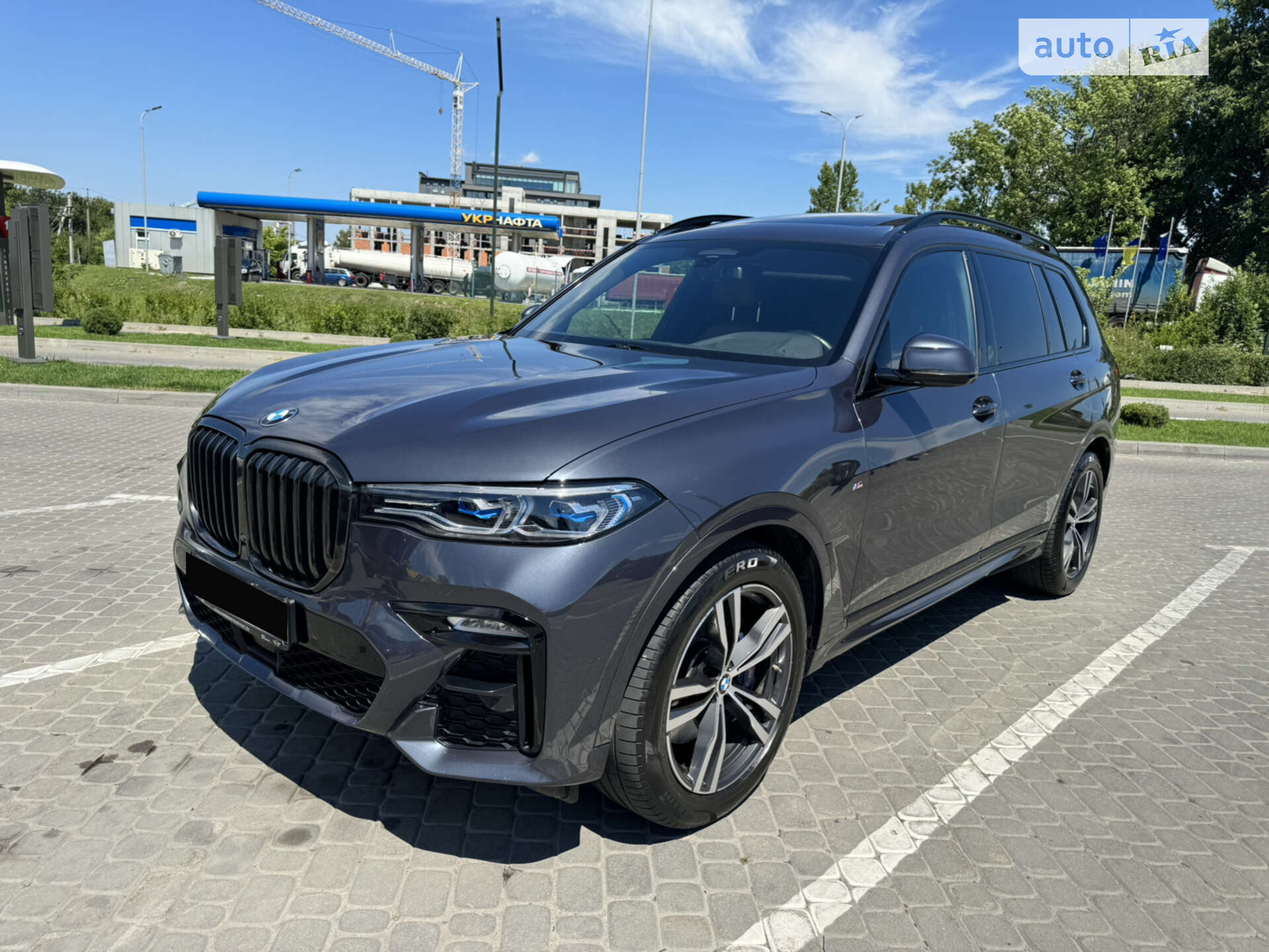 BMW X7 2021