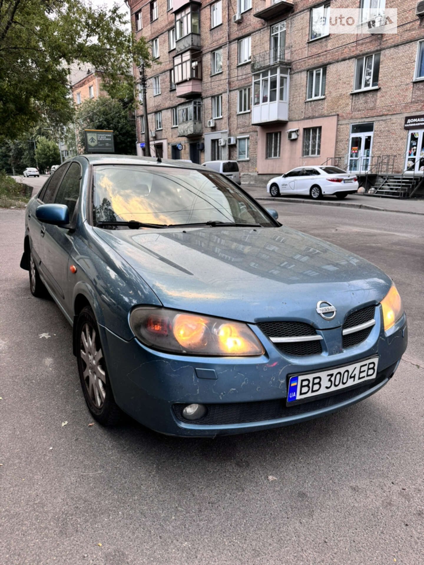 Nissan Almera 2003