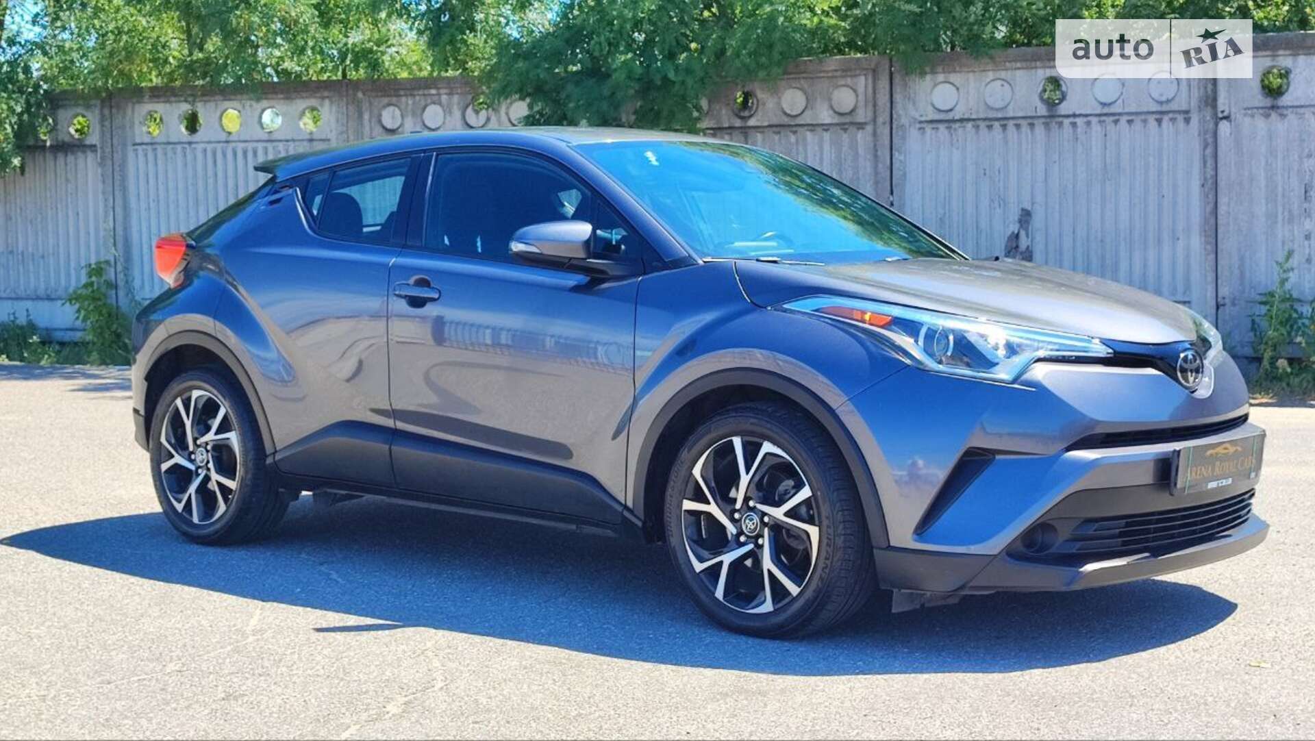 TOYOTA C-HR 2017