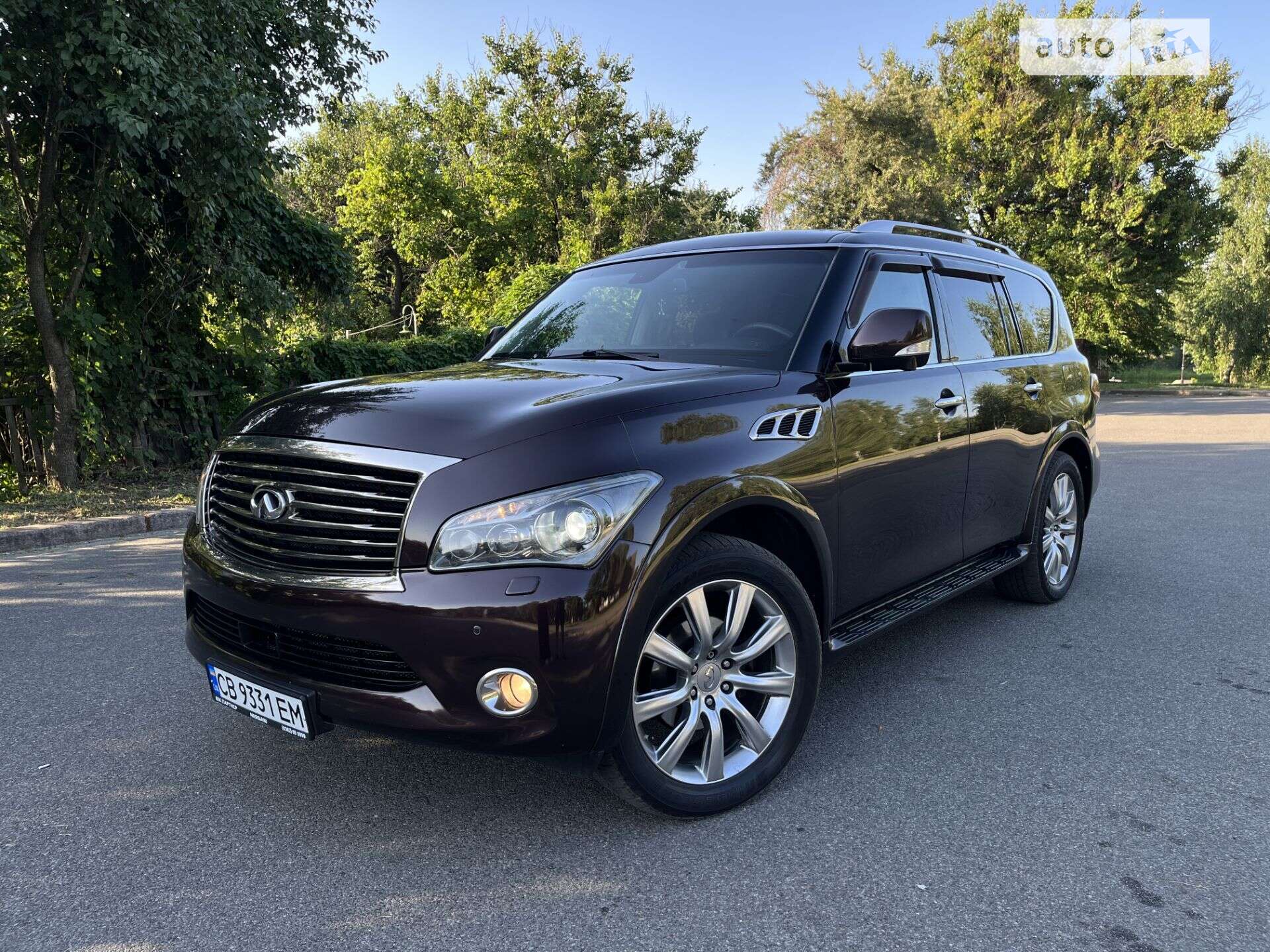 Головне фото звіту автомобіля INFINITI QX56 2012