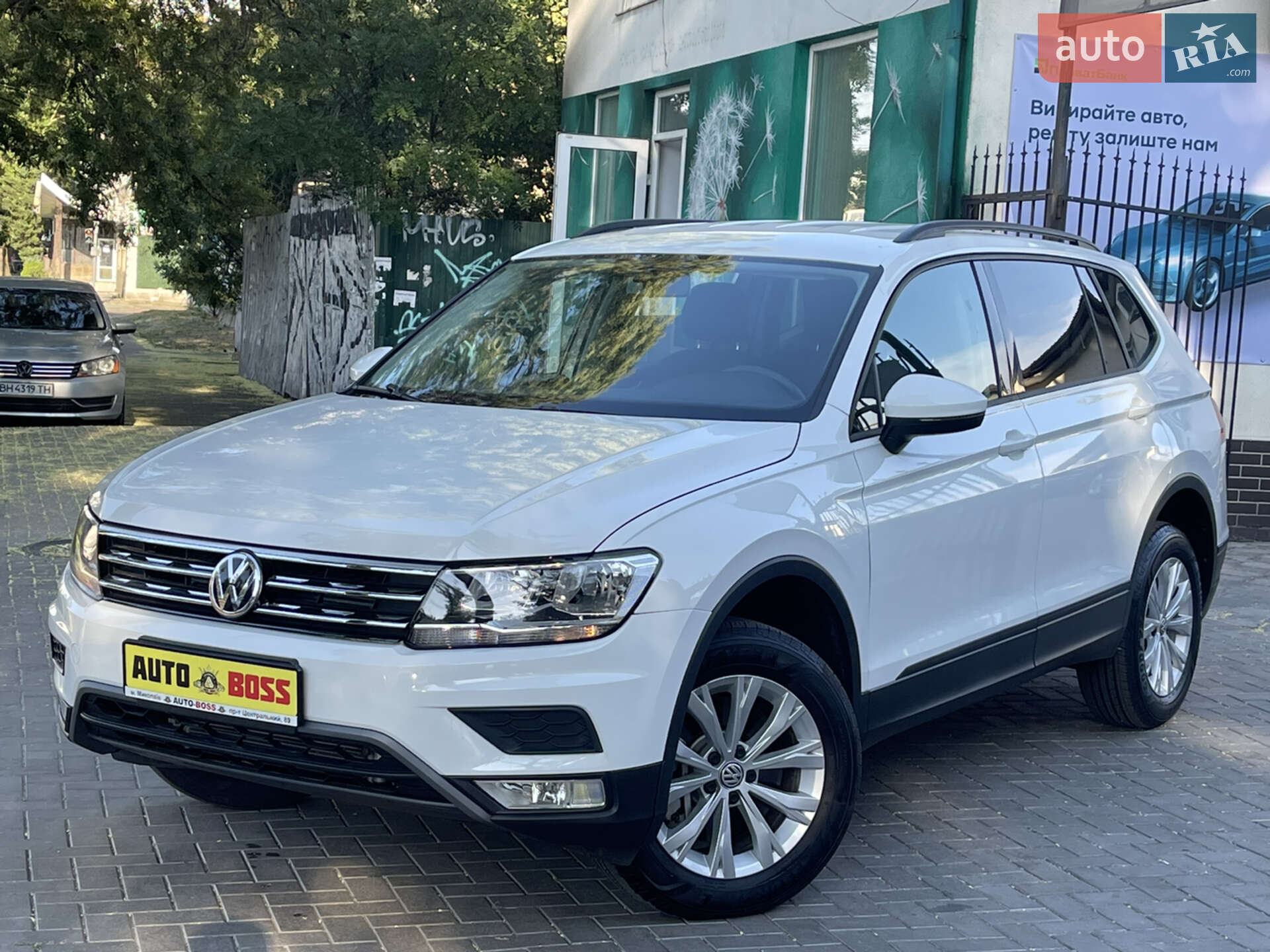 VOLKSWAGEN TIGUAN 2019