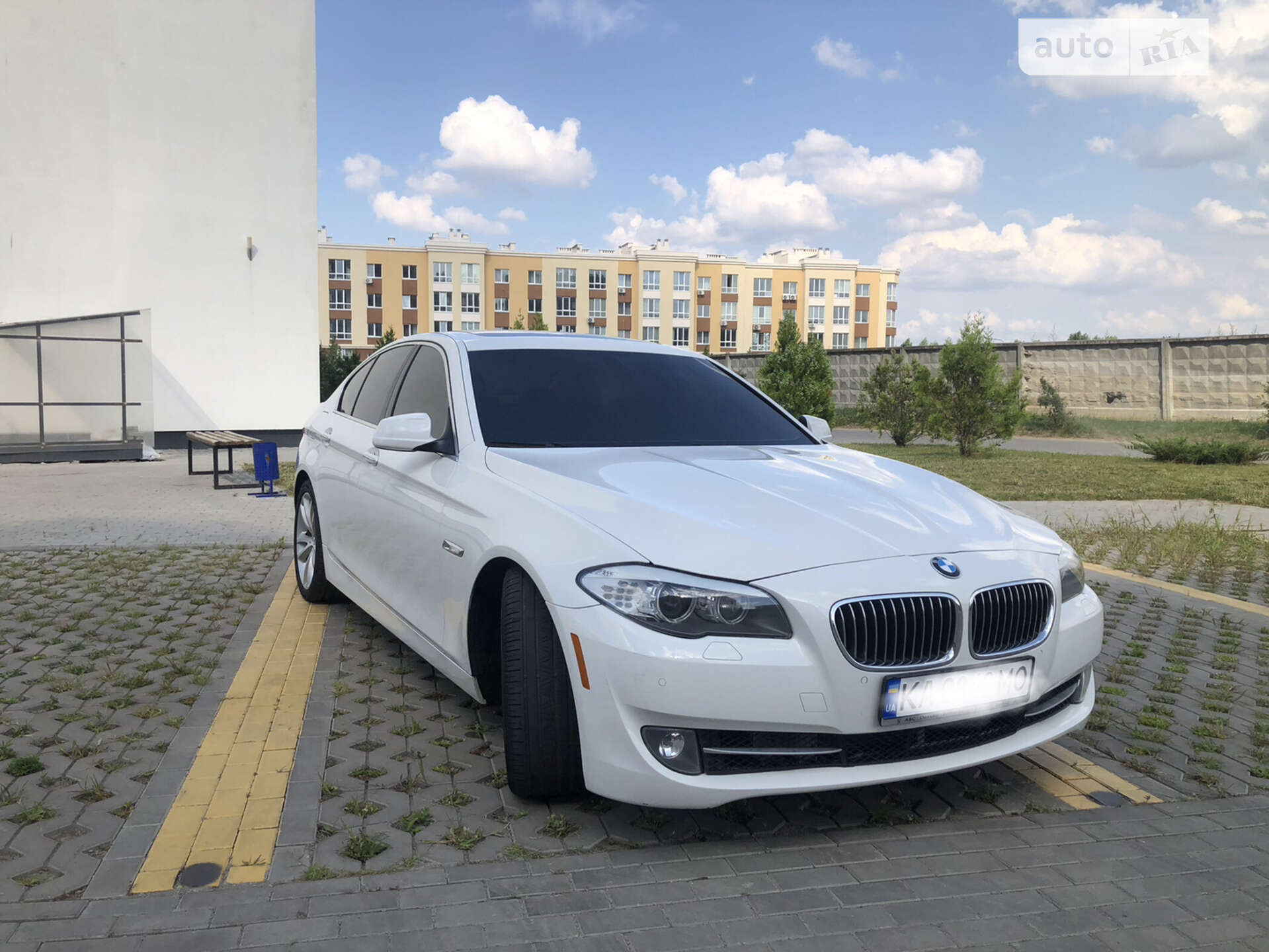 Головне фото звіту автомобіля BMW 528I 2013