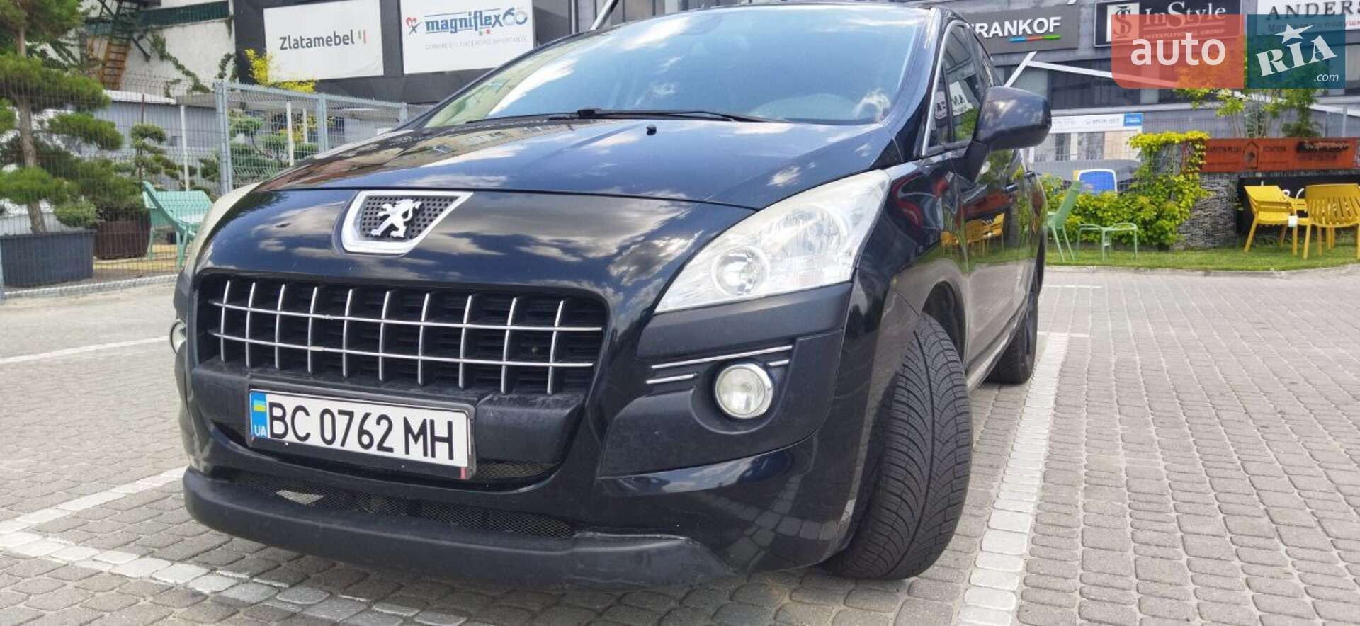 PEUGEOT 3008 2012