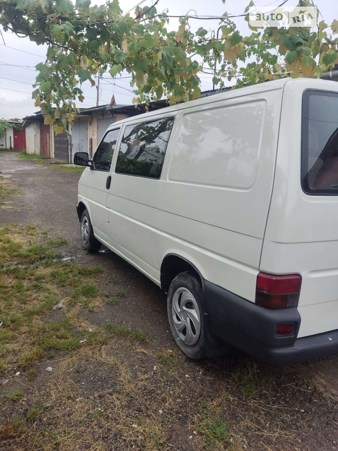 VOLKSWAGEN TRANSPORTER 1996