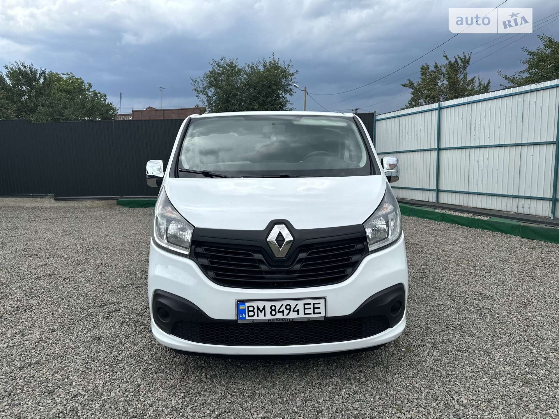 RENAULT TRAFIC 2017