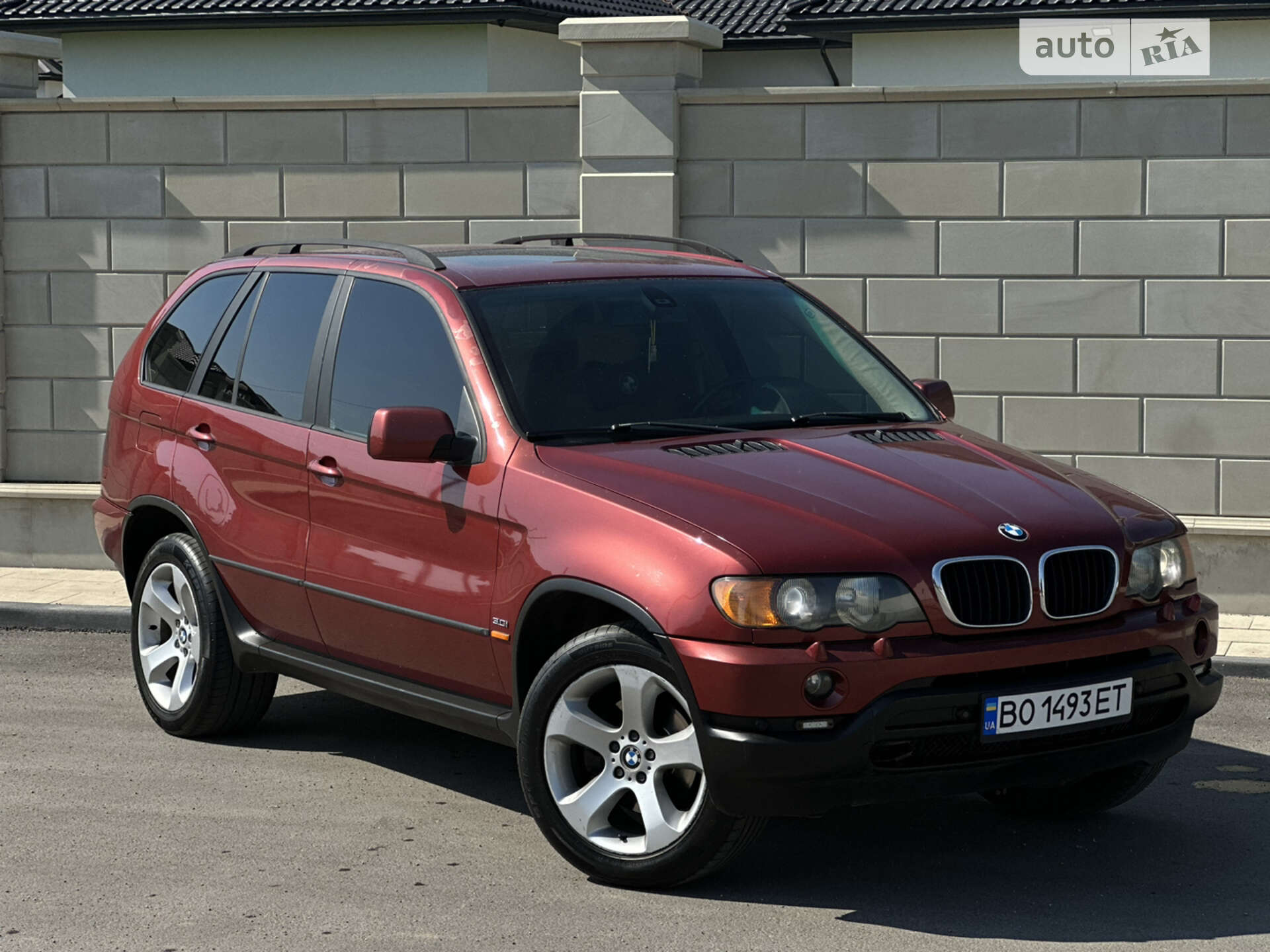 Головне фото звіту автомобіля BMW X5 2002