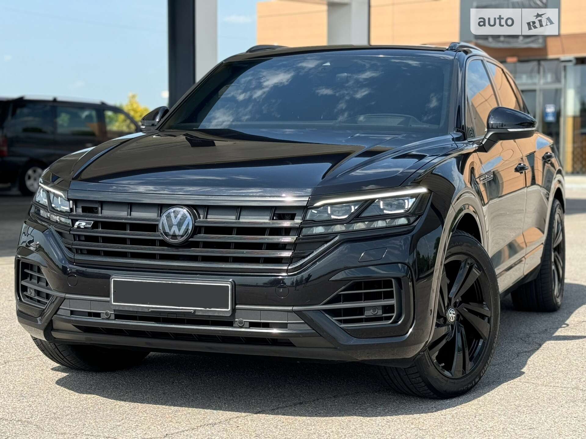 VOLKSWAGEN TOUAREG