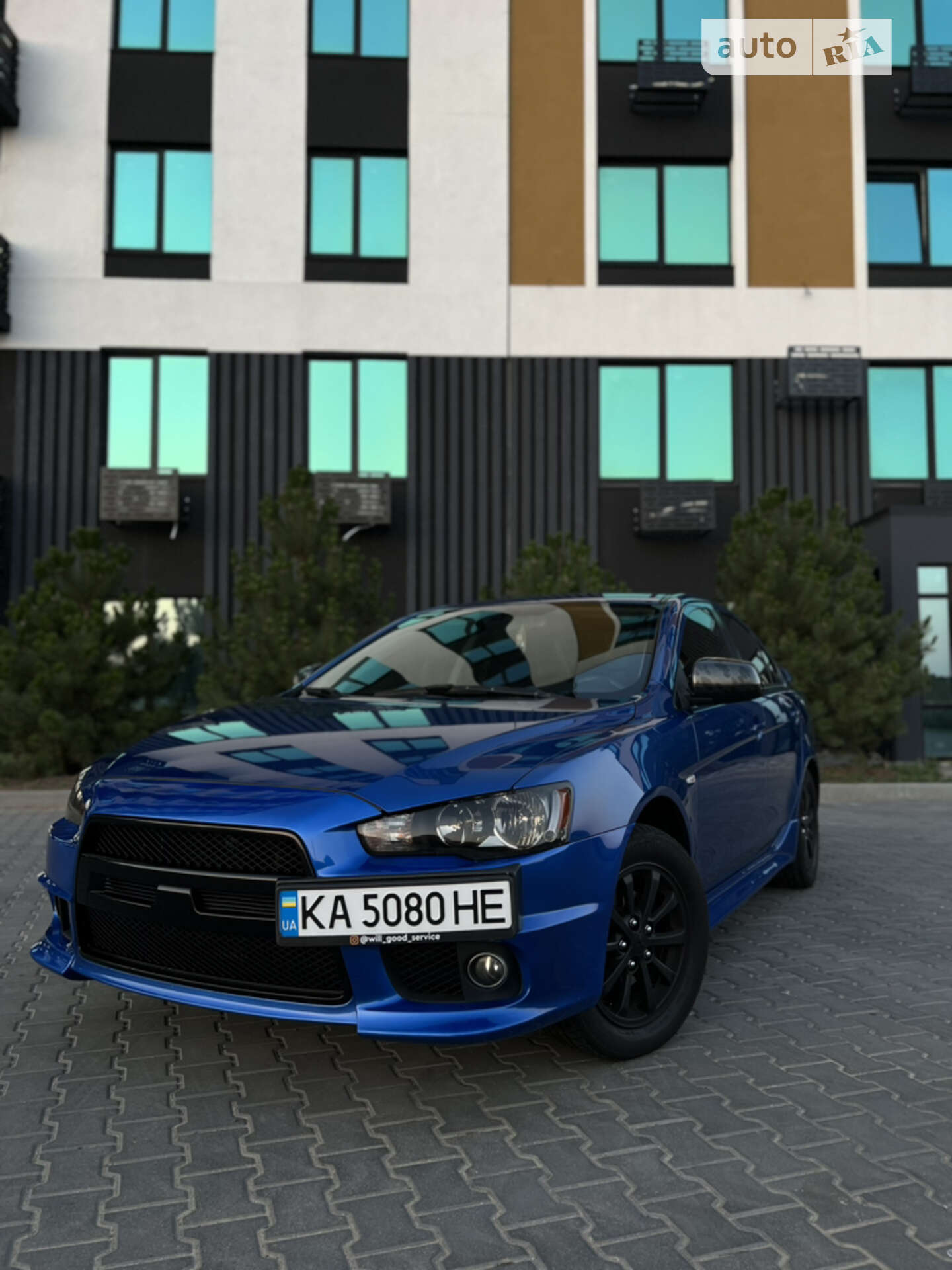 Головне фото звіту автомобіля MITSUBISHI LANCER 2011