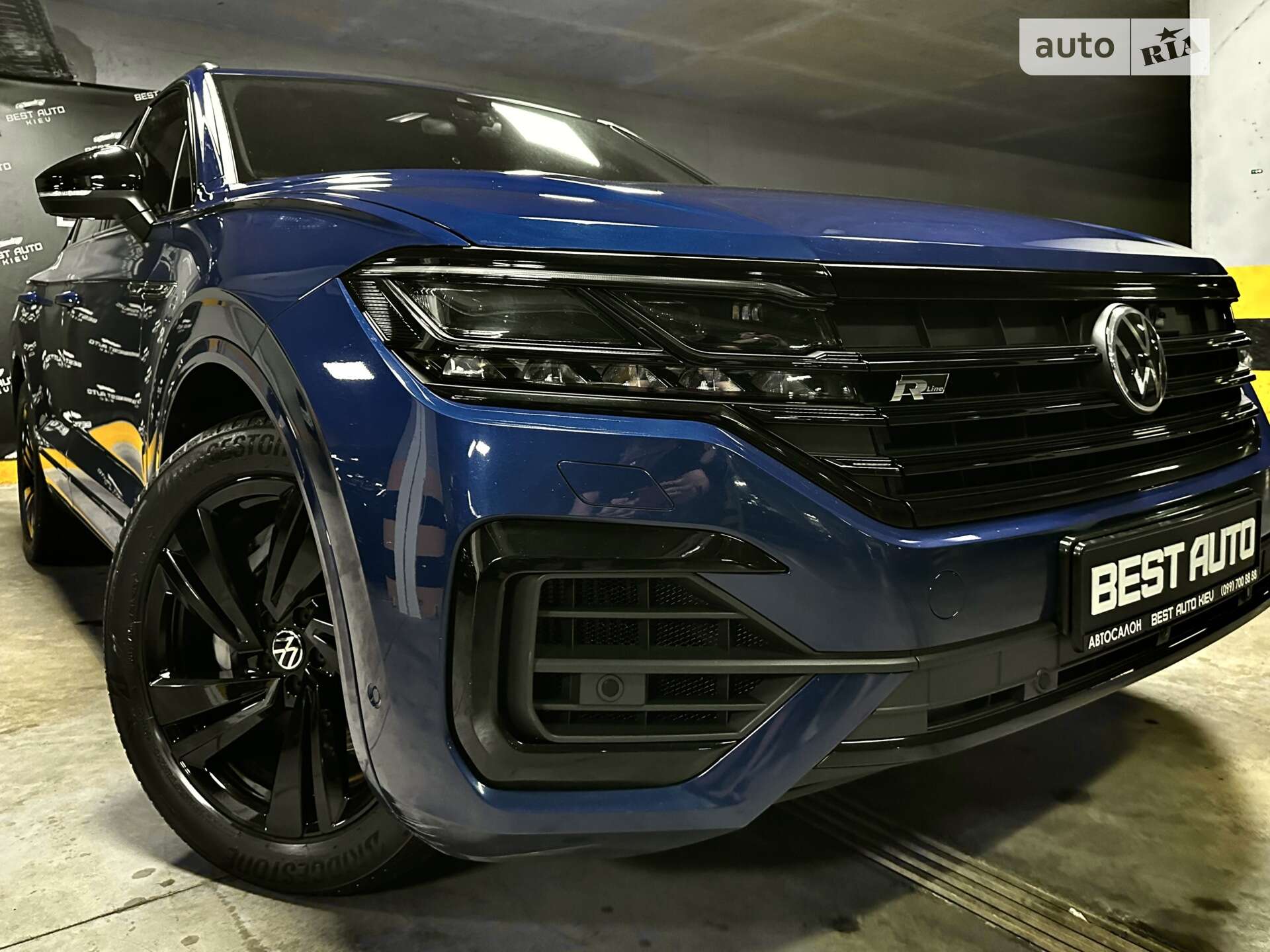 VOLKSWAGEN TOUAREG