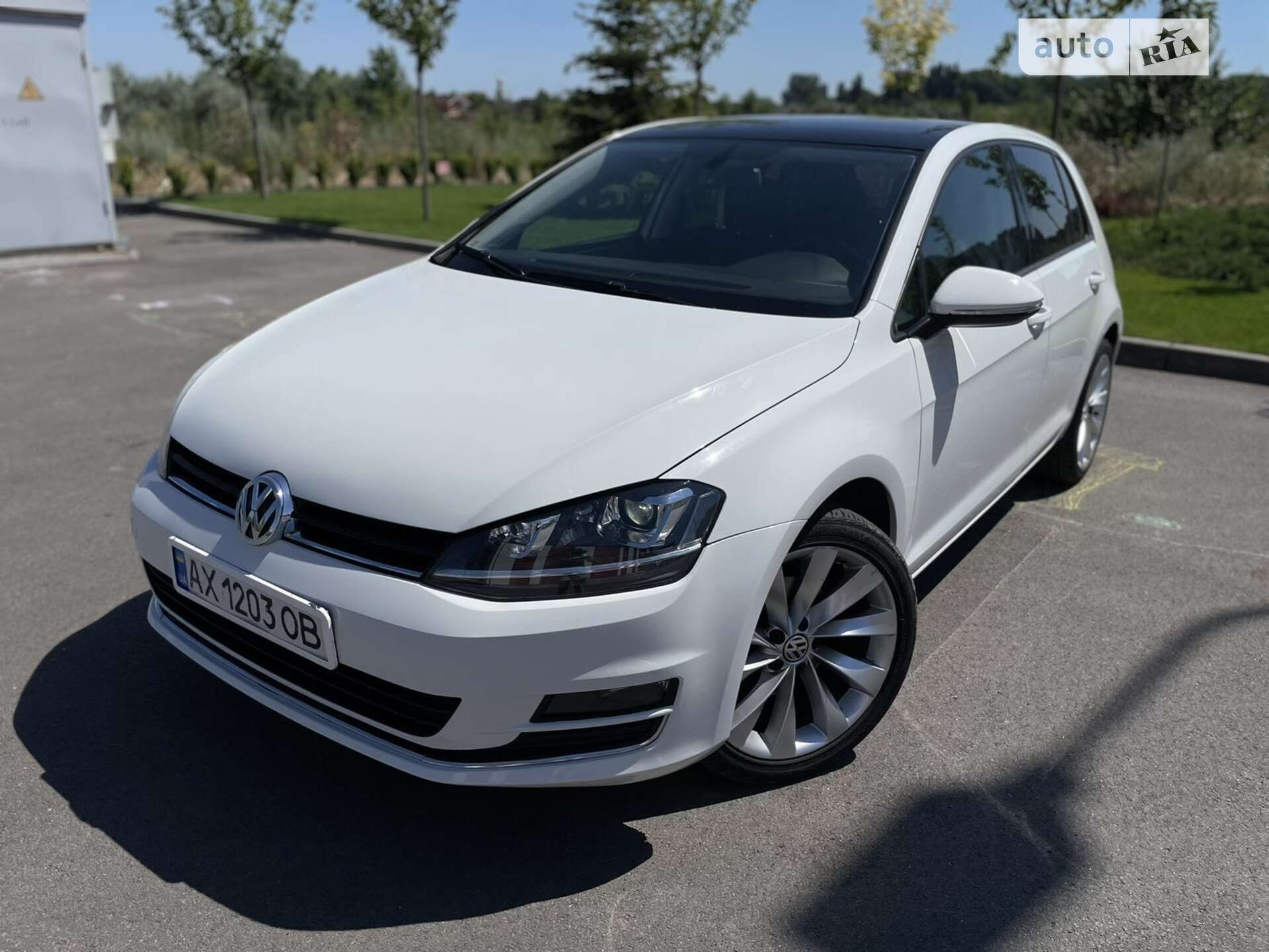 VOLKSWAGEN GOLF 2016