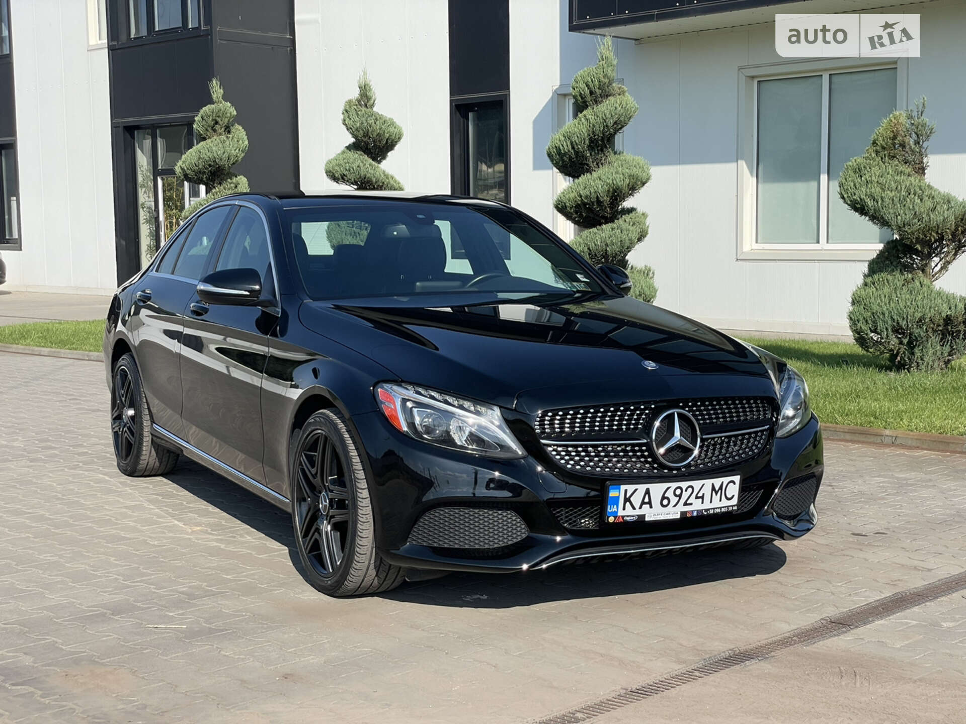 MERCEDES-BENZ C 300 2015