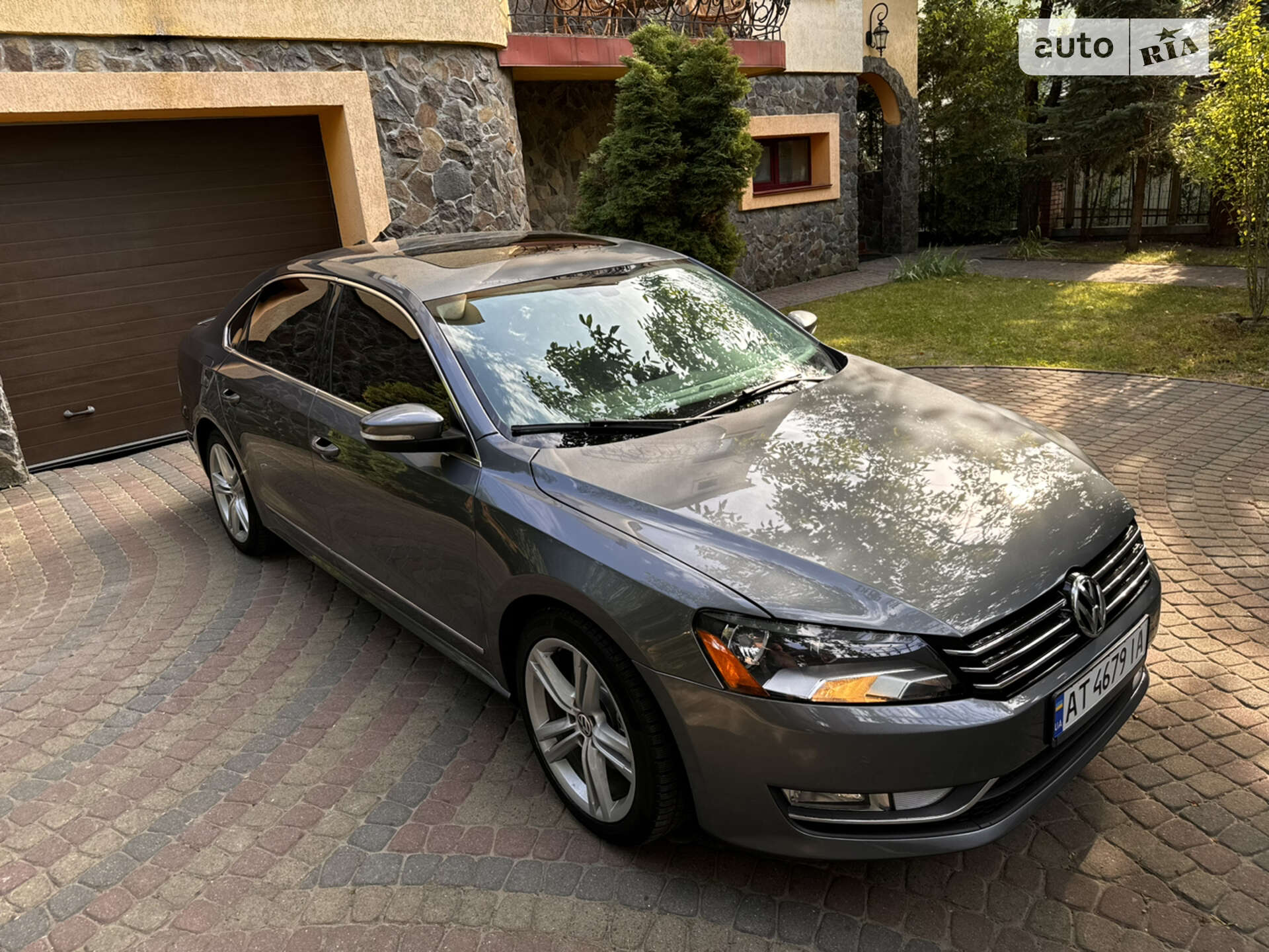 VOLKSWAGEN PASSAT 2013