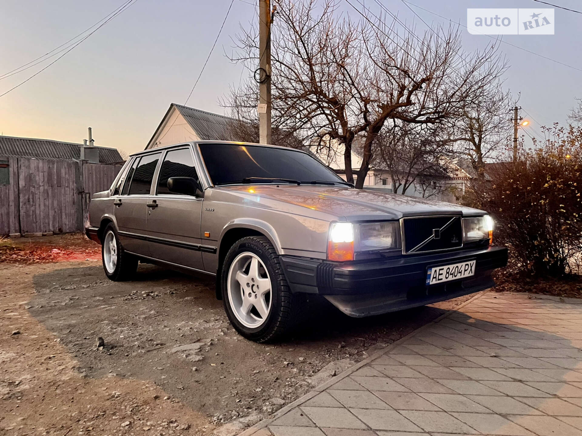 VOLVO 760 1984