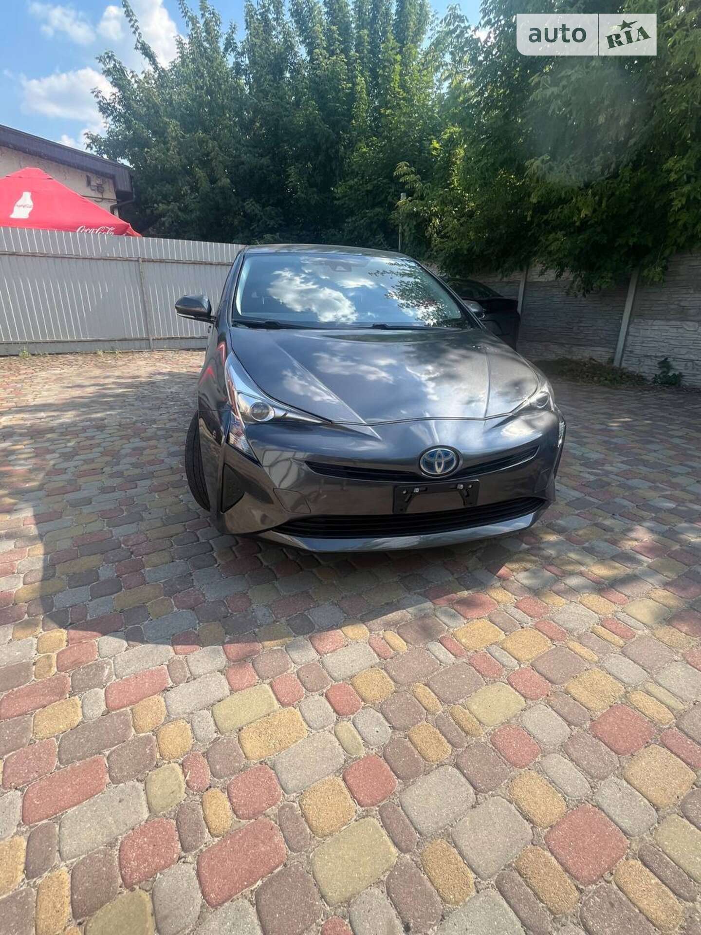 TOYOTA PRIUS 2016