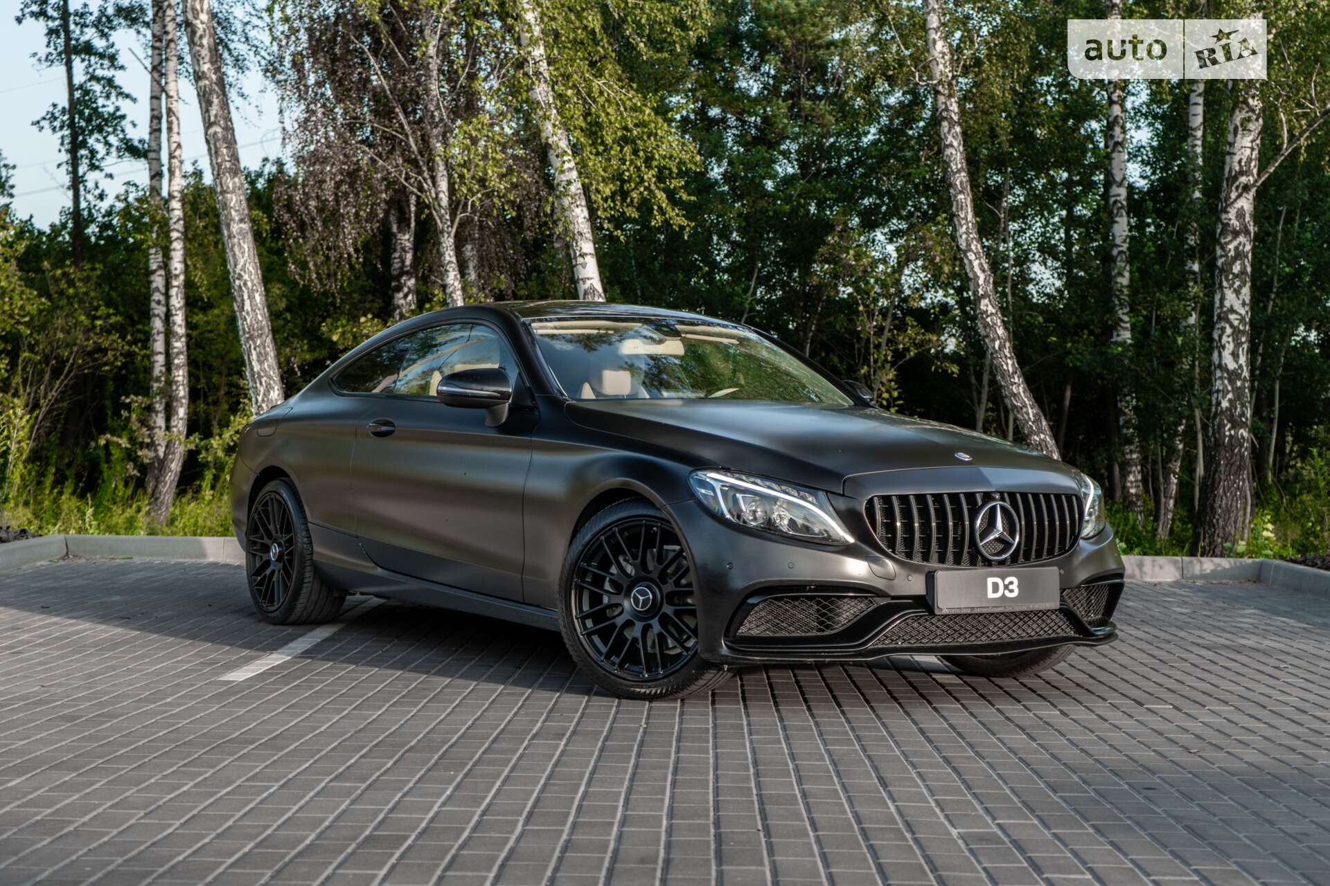 MERCEDES-BENZ C 300 2016