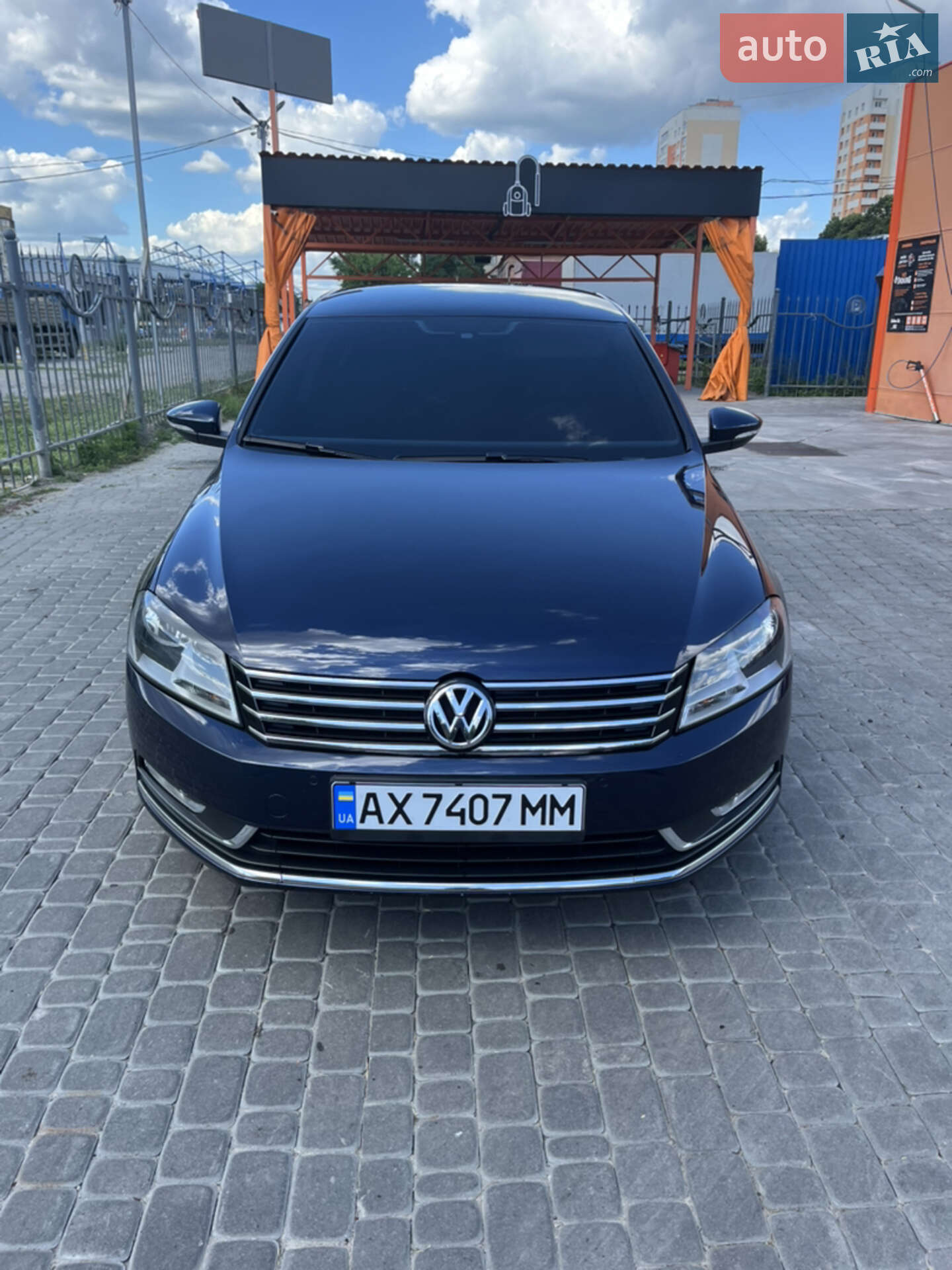 VOLKSWAGEN PASSAT 2012