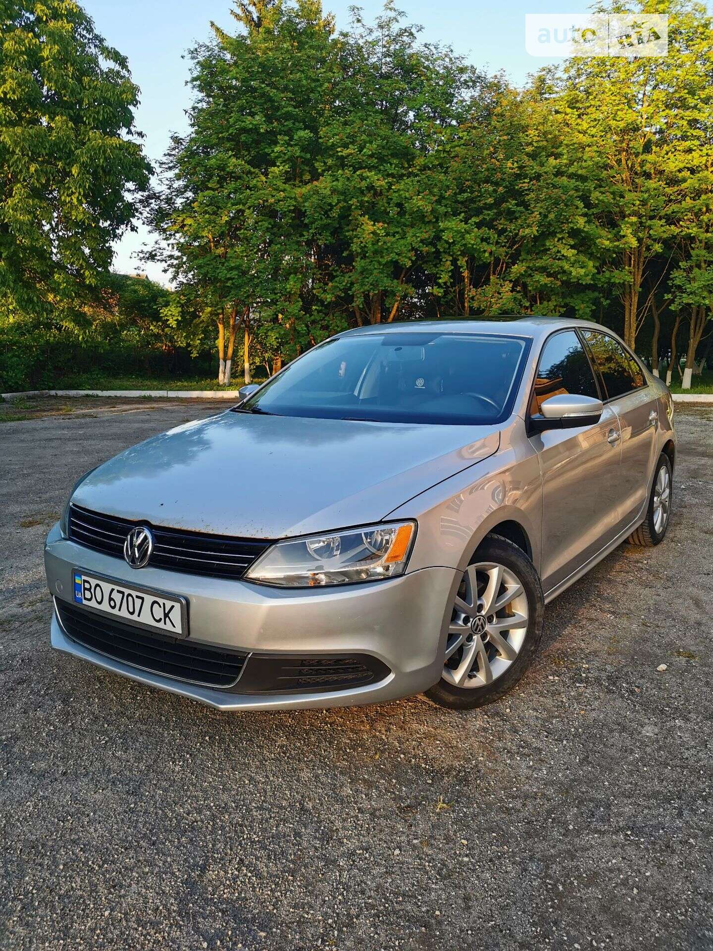 VOLKSWAGEN JETTA 2011
